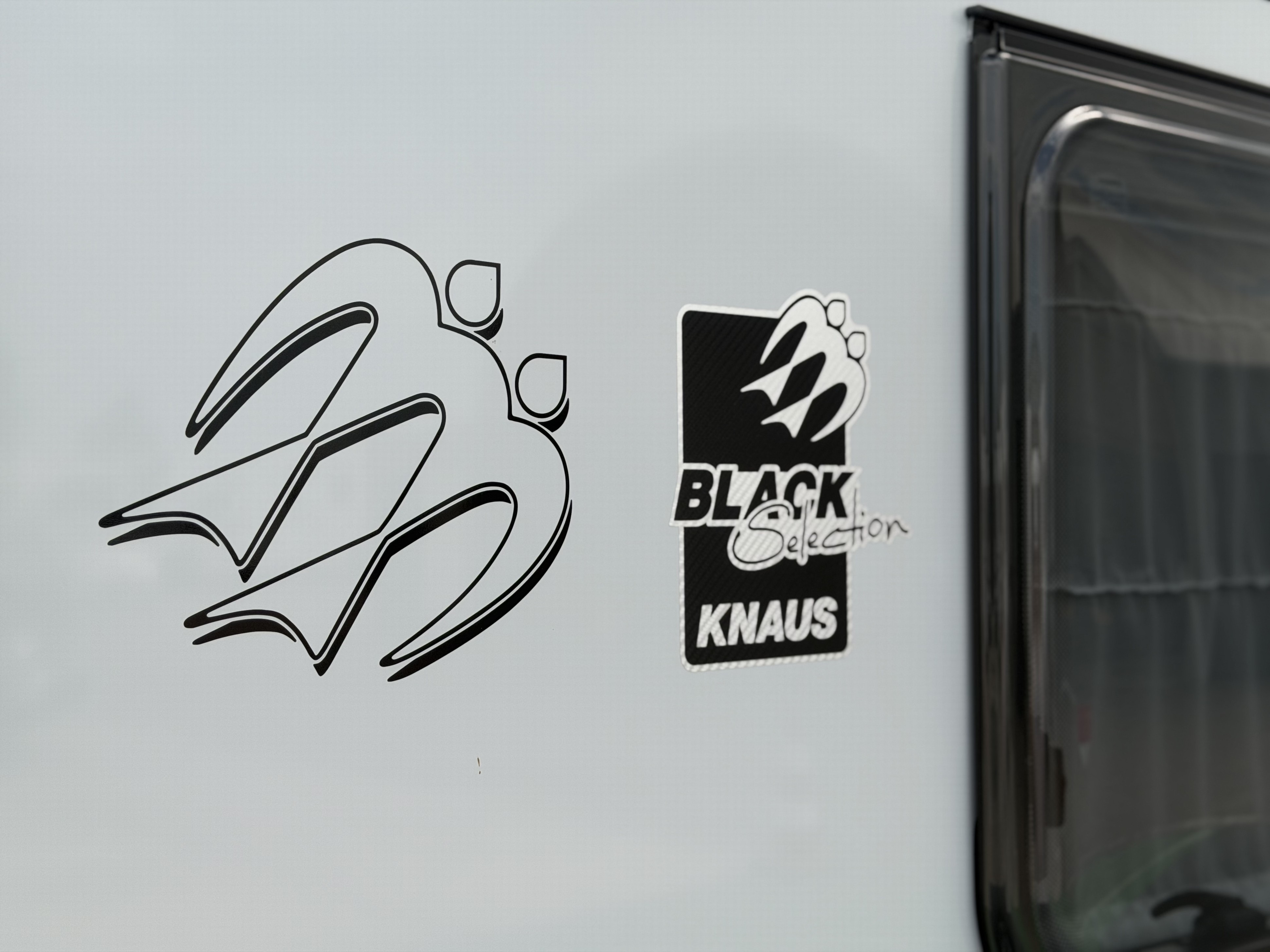 KNAUS SUDWIND  500 EU BlackSelection