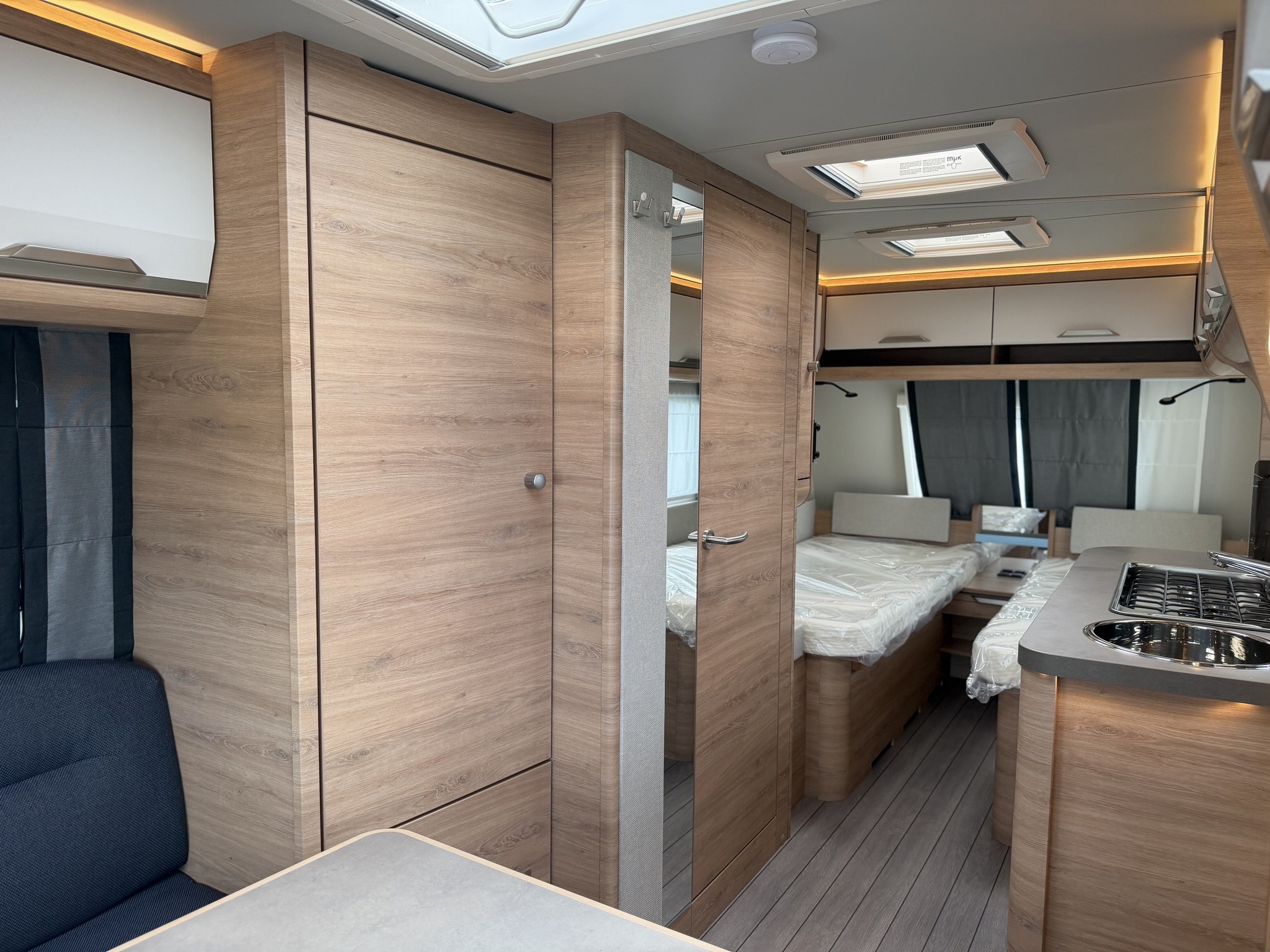 KNAUS SUDWIND  500 EU BlackSelection