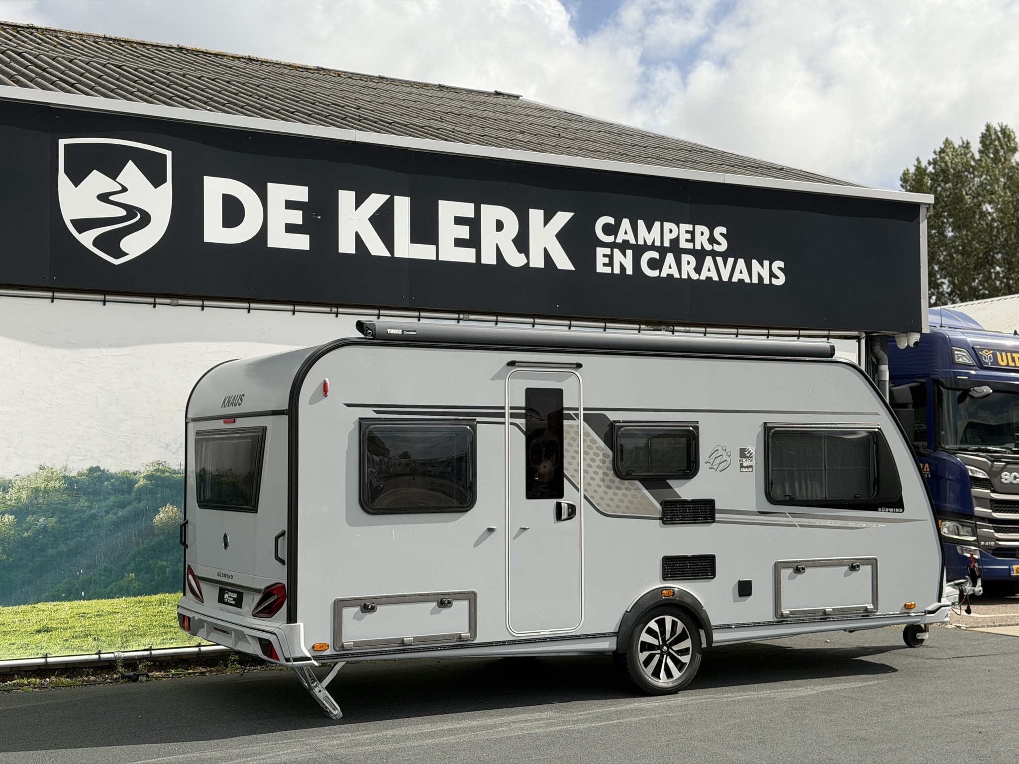 KNAUS SUDWIND  500 EU BlackSelection