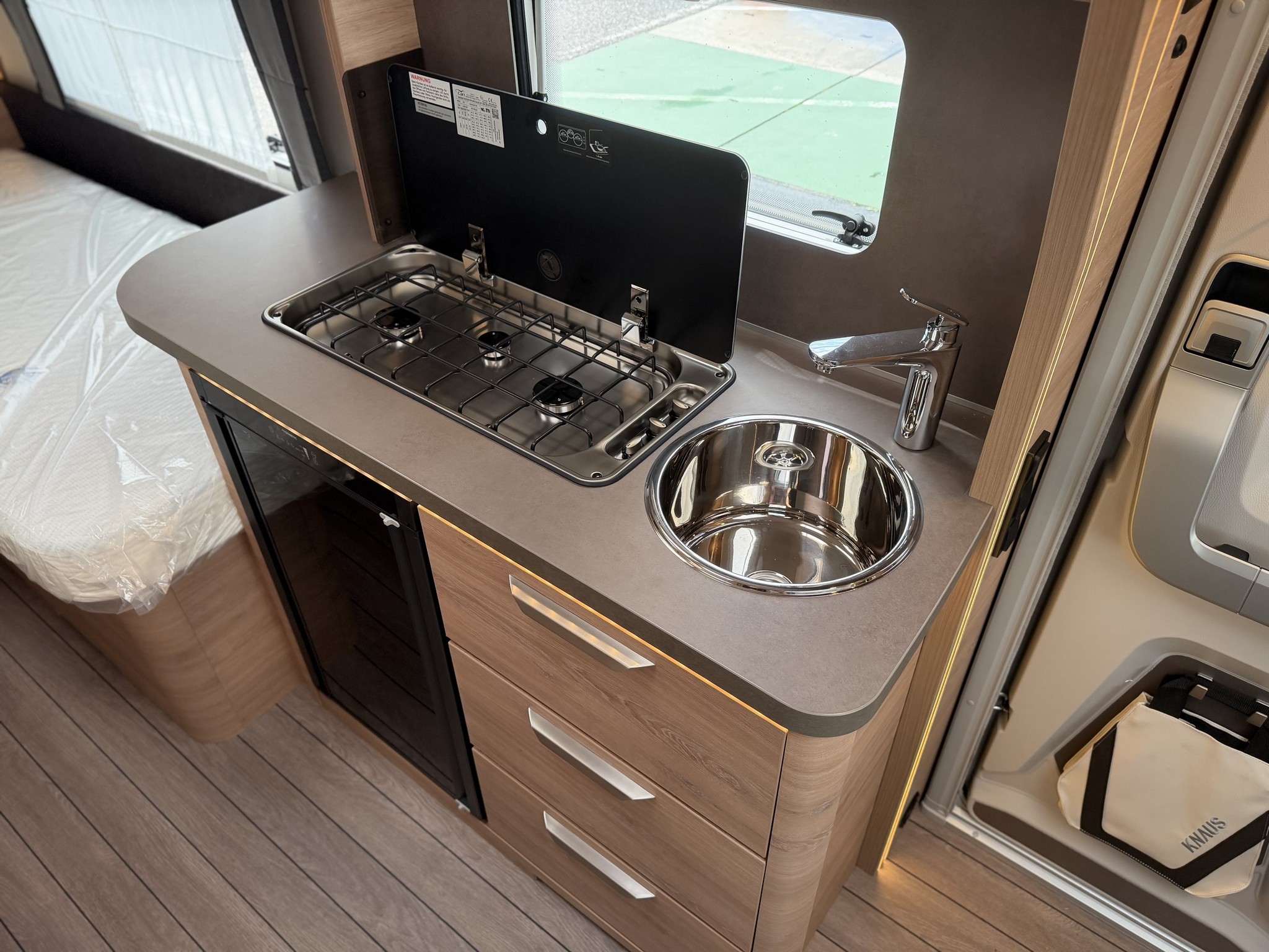 KNAUS SUDWIND  500 EU BlackSelection