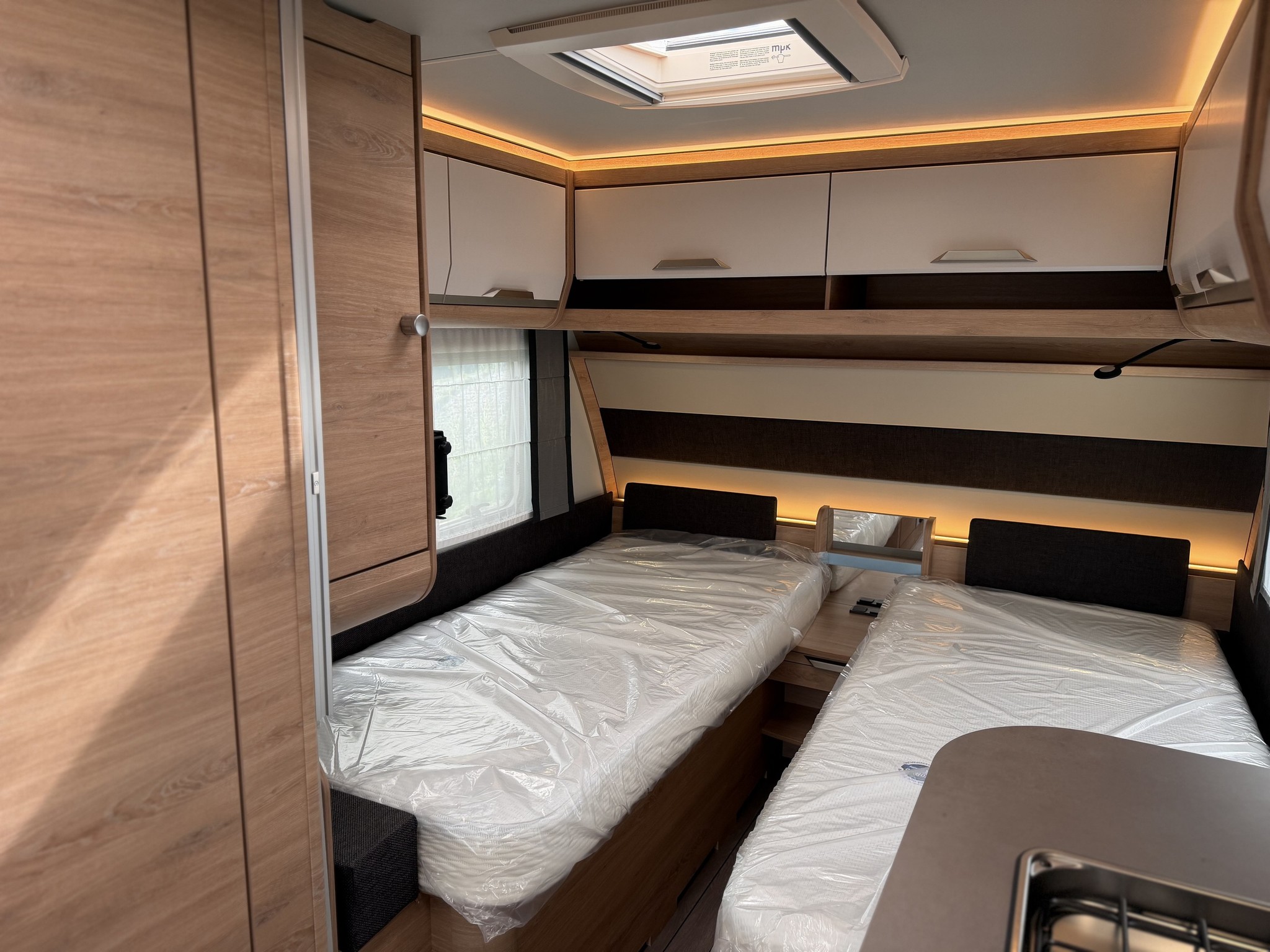 KNAUS SUDWIND  500 EU BlackSelection