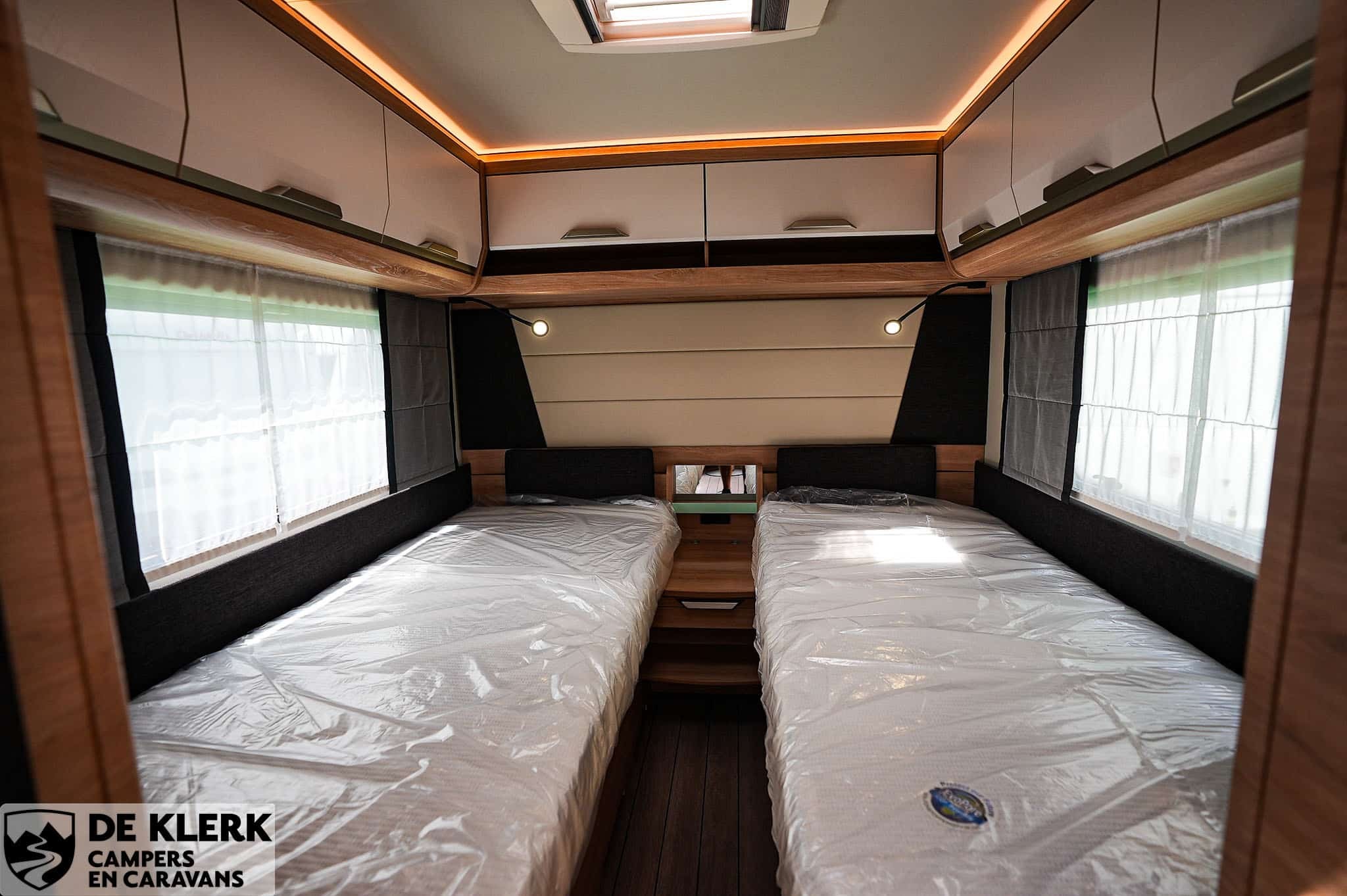KNAUS SUDWIND 540 UE Black selection
