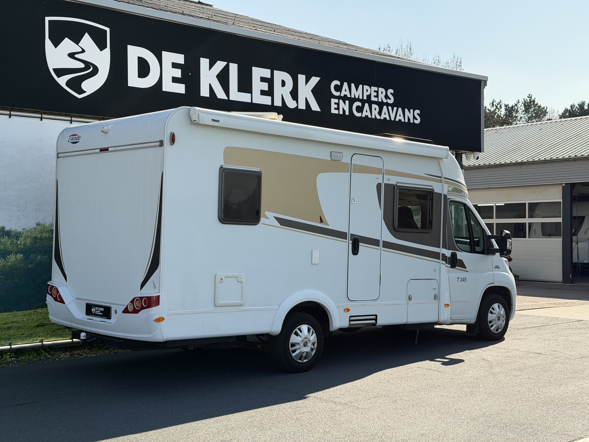 CARADO T 345 / Gratis Stalling