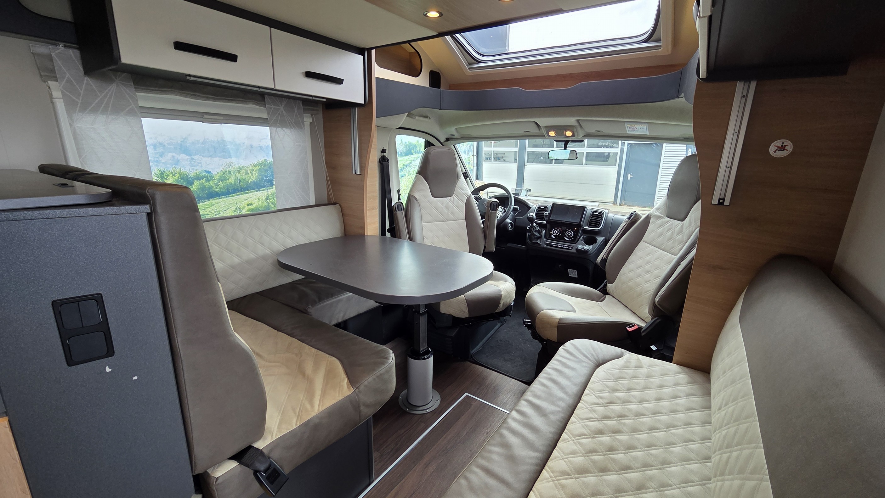 KNAUS LIVE WAVE 650 MF Verwacht