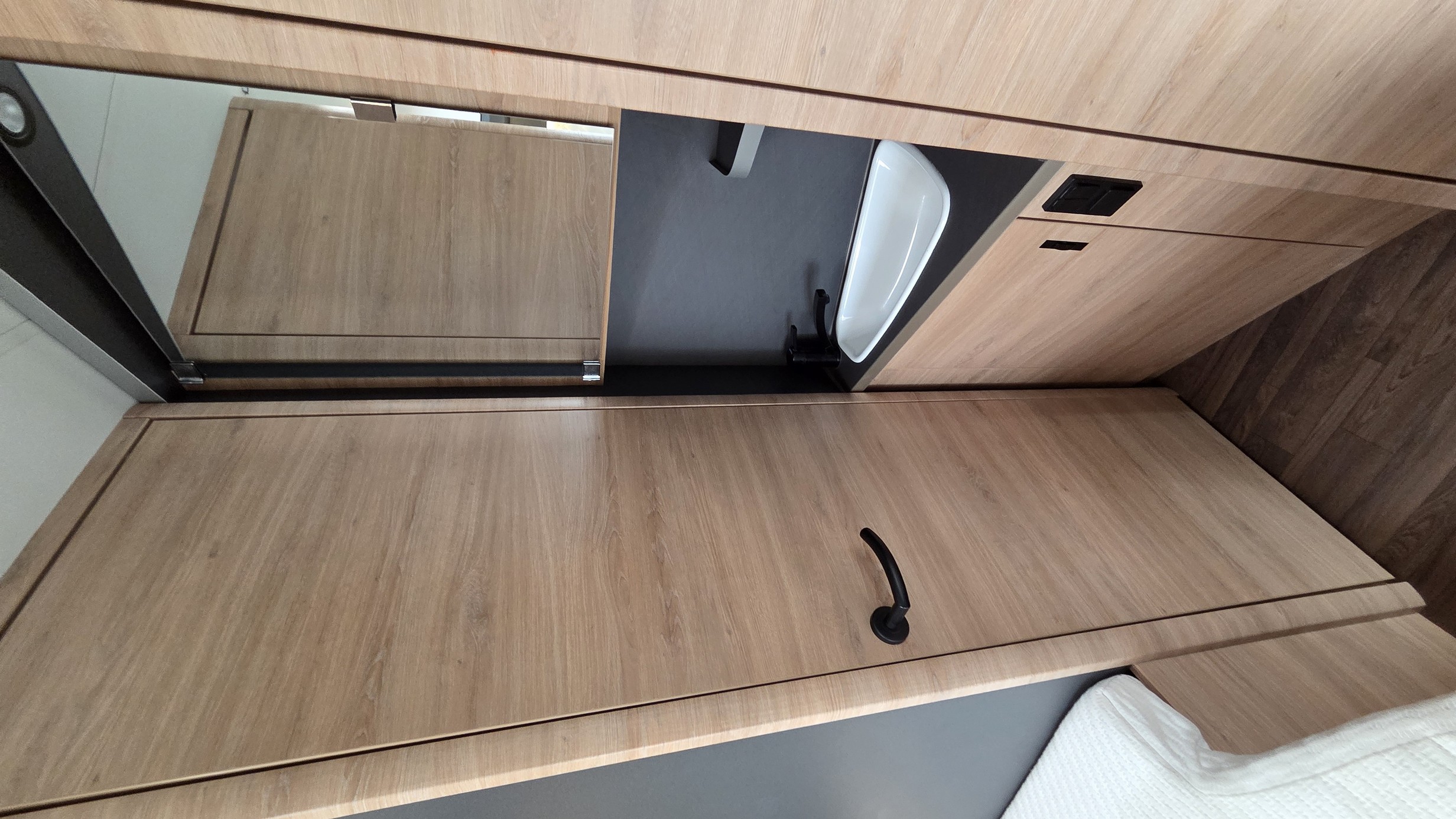 KNAUS LIVE WAVE 650 MF Verwacht
