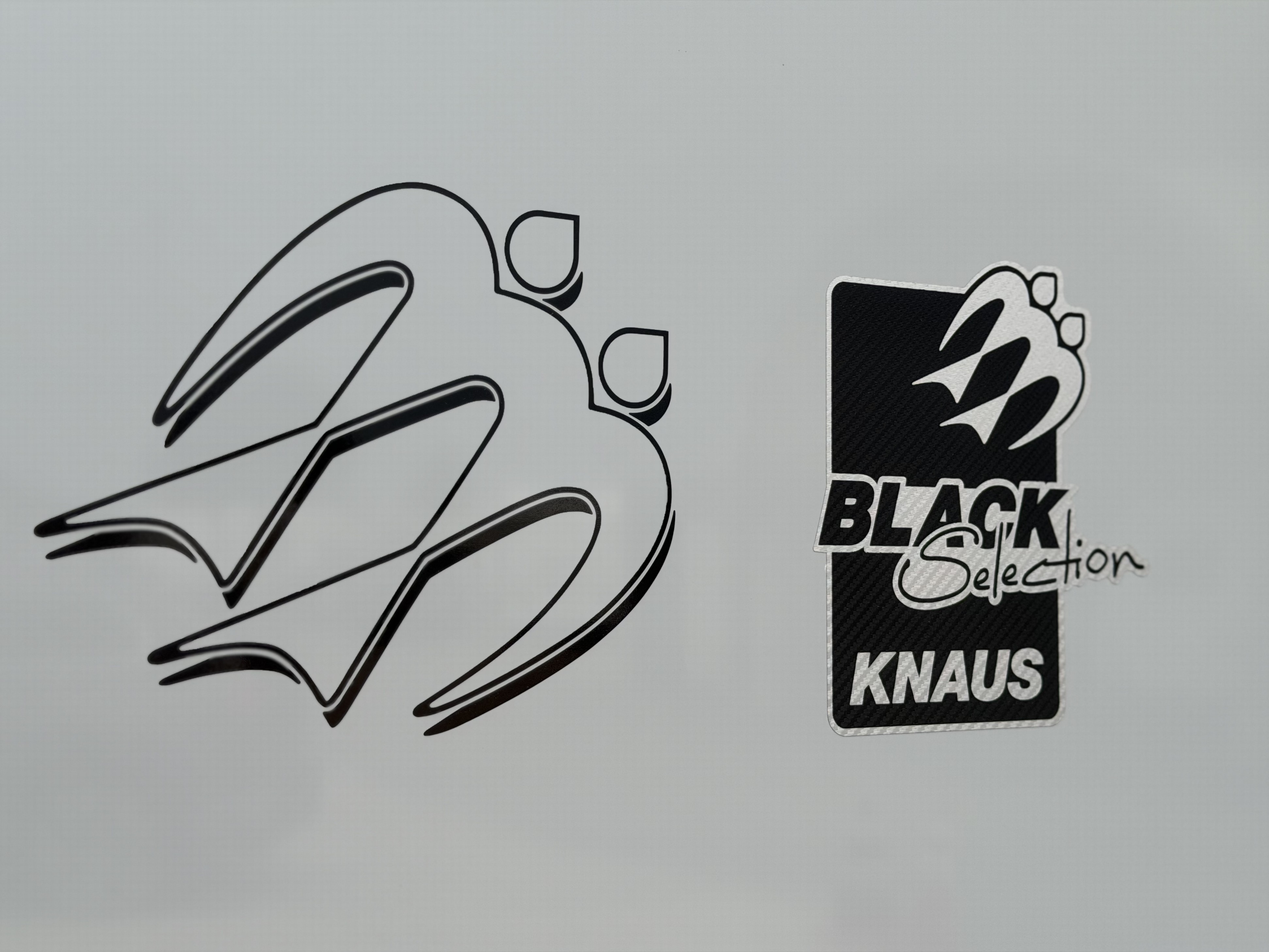 KNAUS SUDWIND 460 EU Black Selection