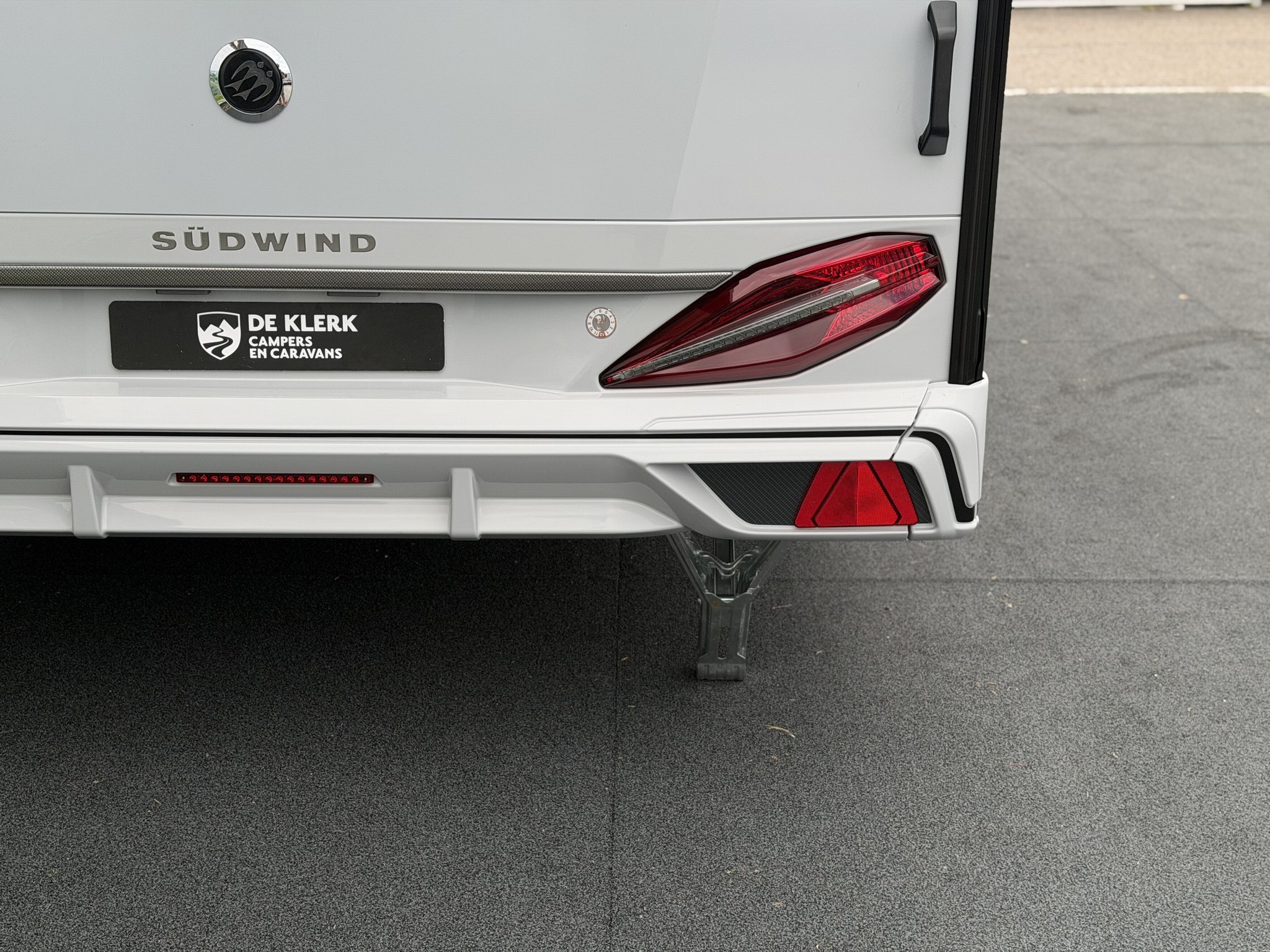 KNAUS SUDWIND 500 QDK BlackSelection