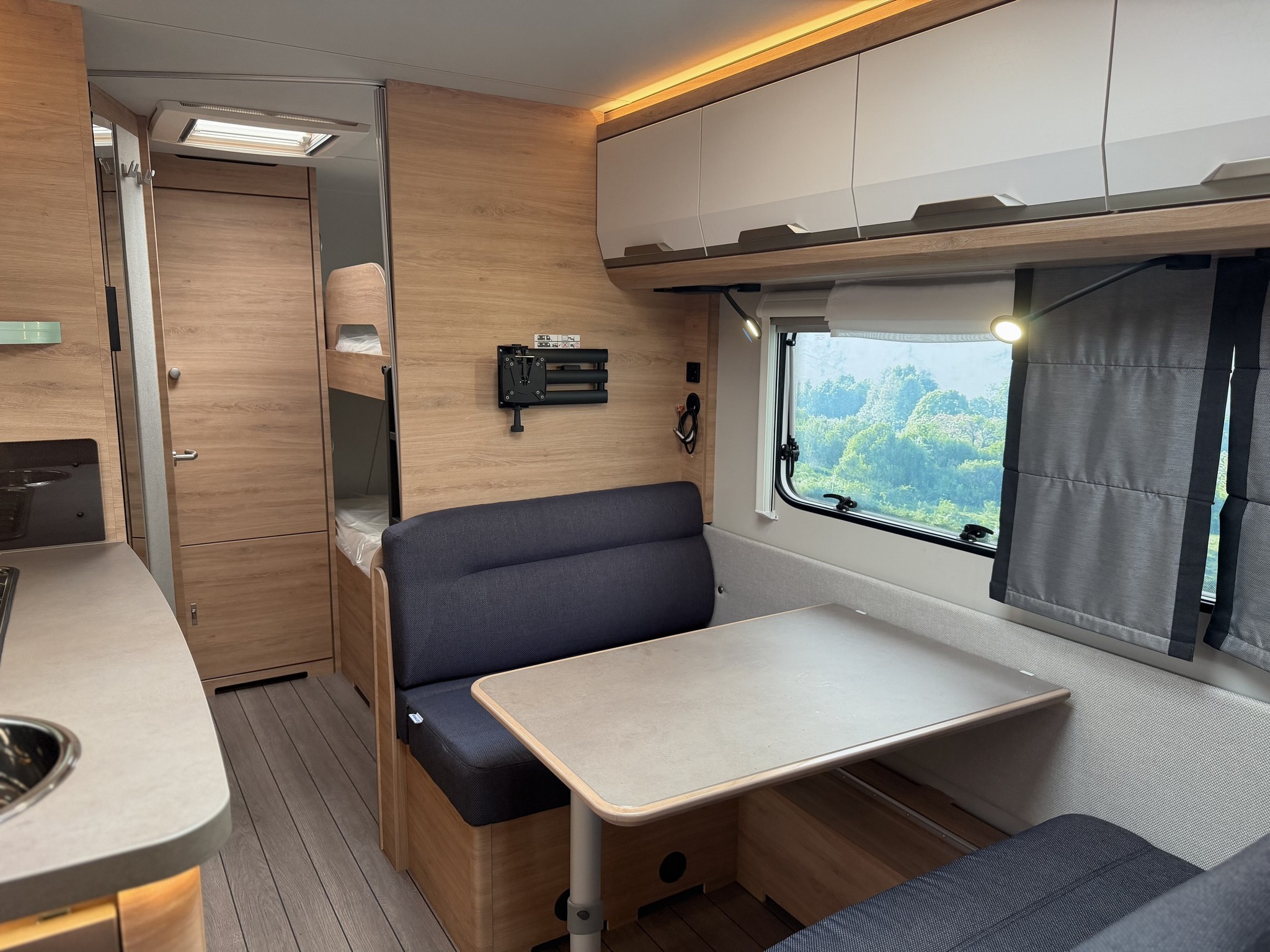 KNAUS SUDWIND 500 QDK BlackSelection