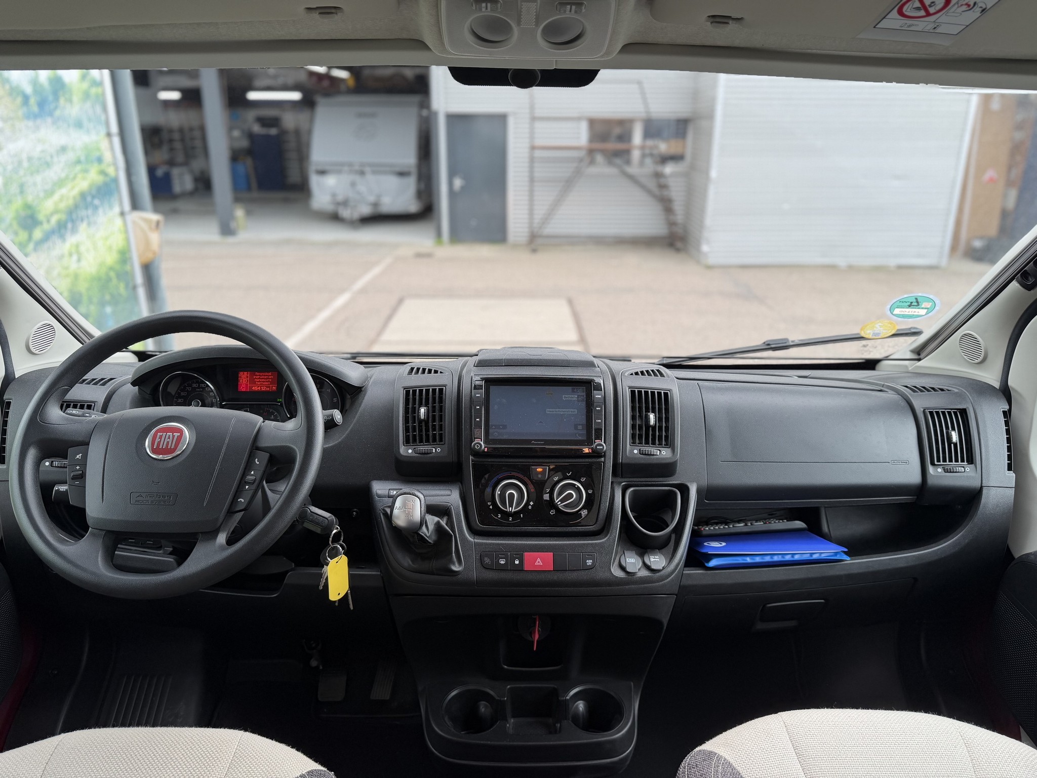 KNAUS BOXSTAR 600 ME LIFETIME PLATIN