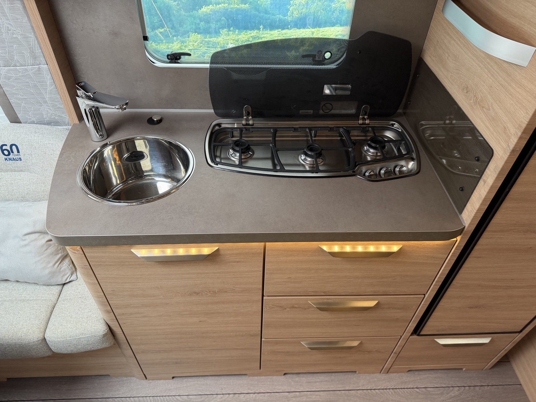 KNAUS SUDWIND 500 FU 60 YEARS