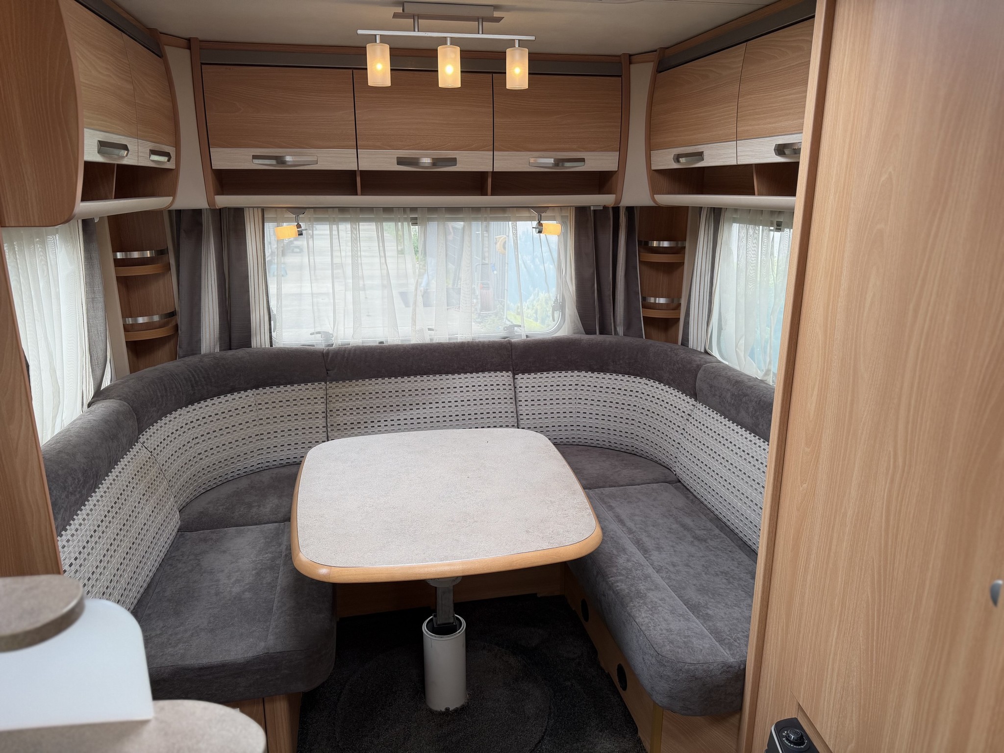 KNAUS Sudwind 460 QU