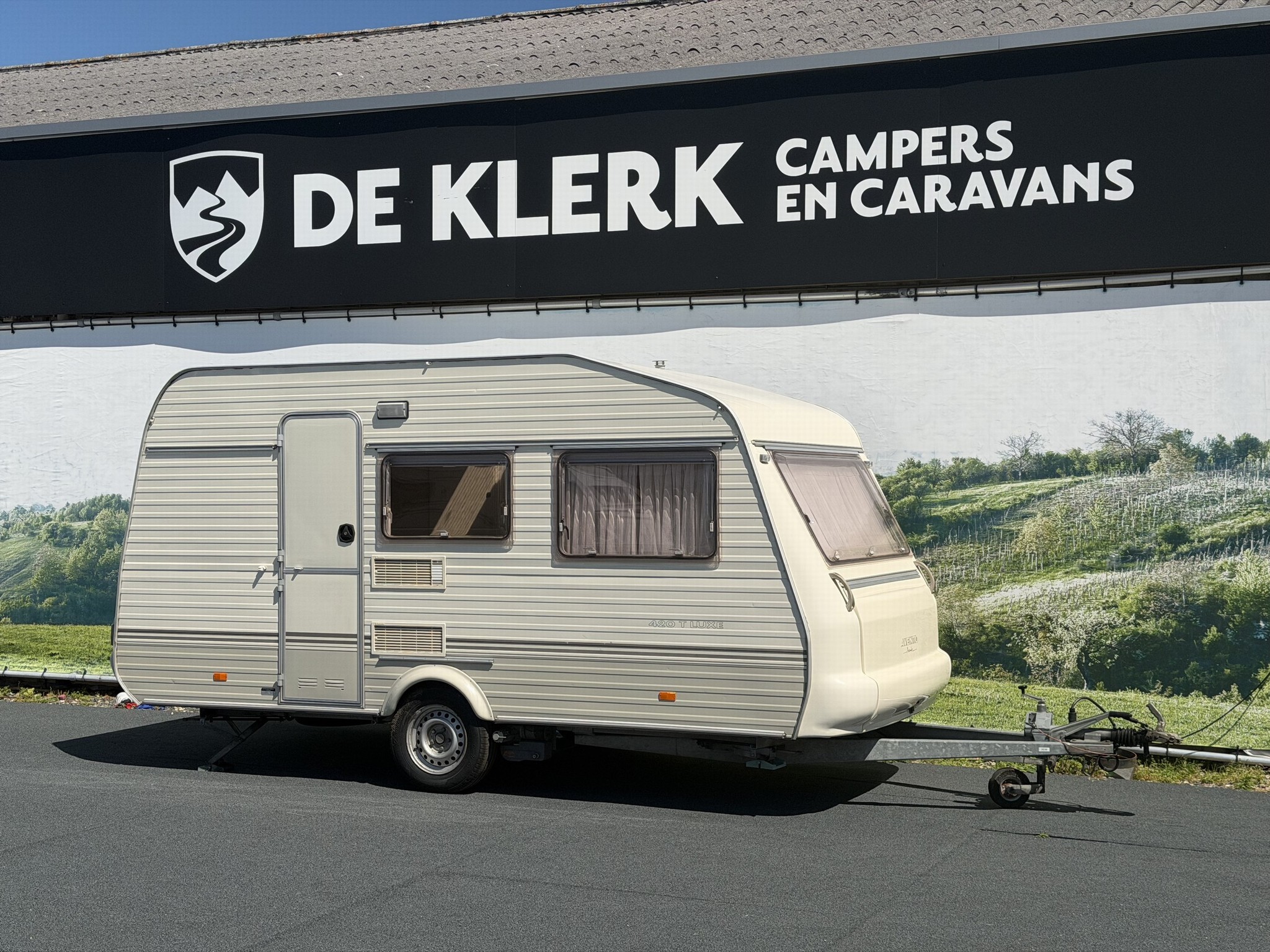 AVENTO PREMIER 420 TD