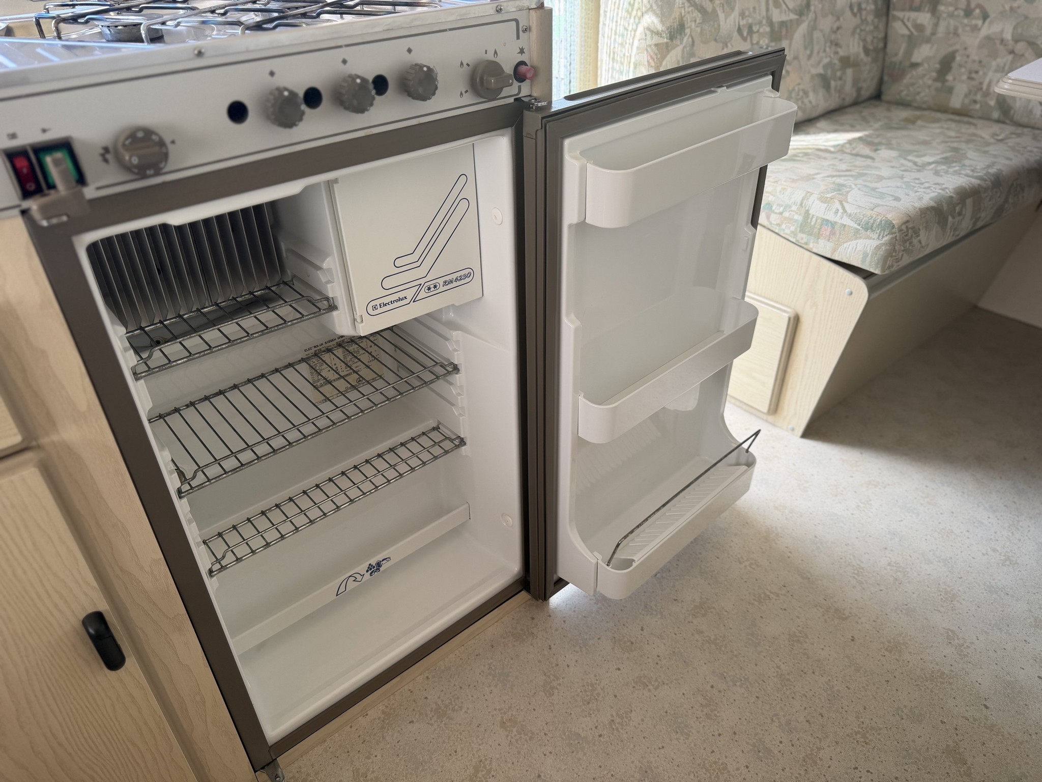 AVENTO PREMIER 420 TD