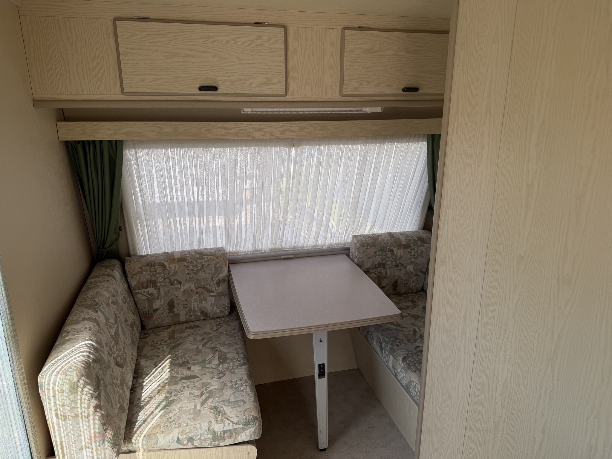 AVENTO PREMIER 420 TD