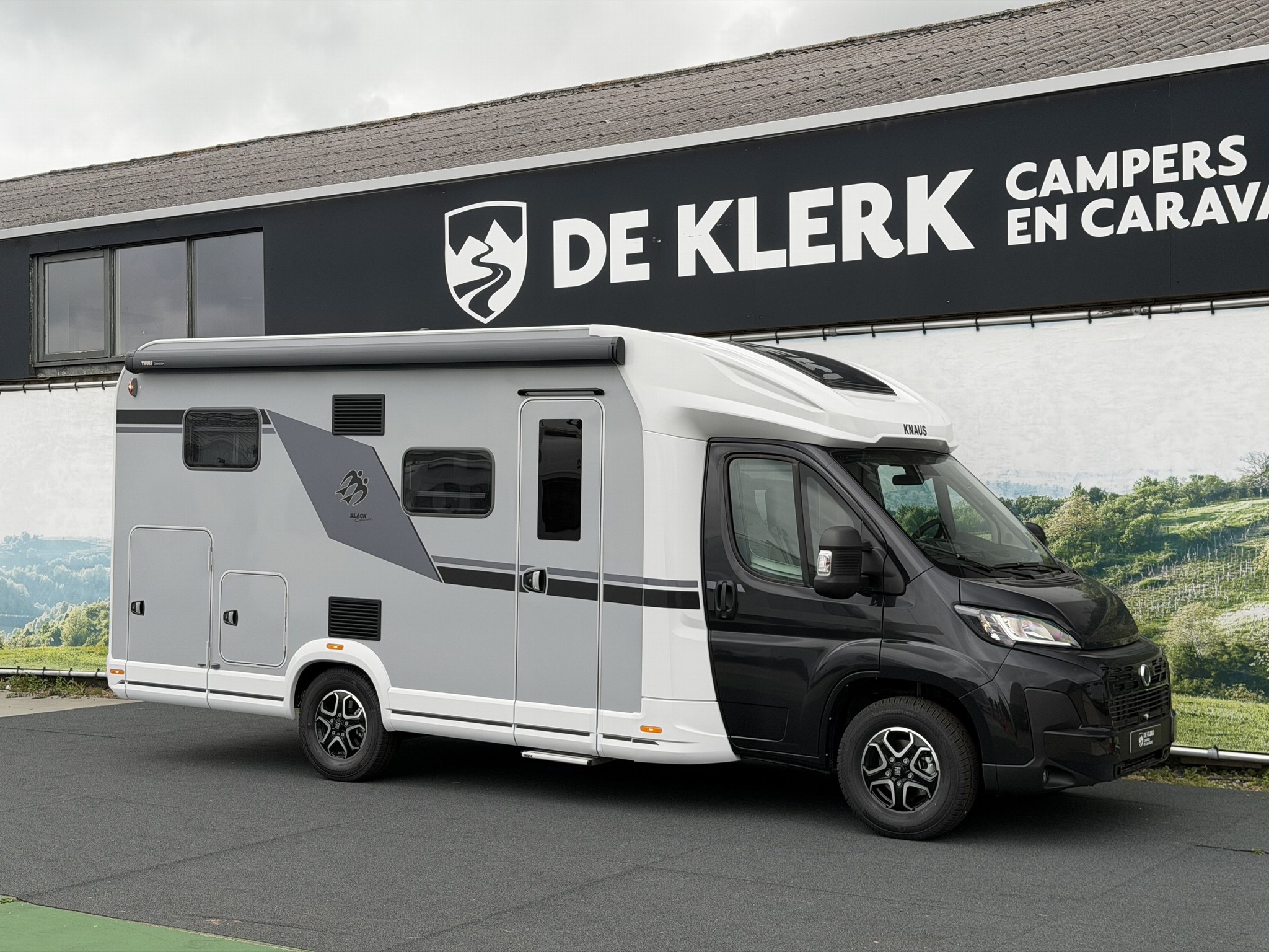 KNAUS Live Wave 650 MEG Black Select