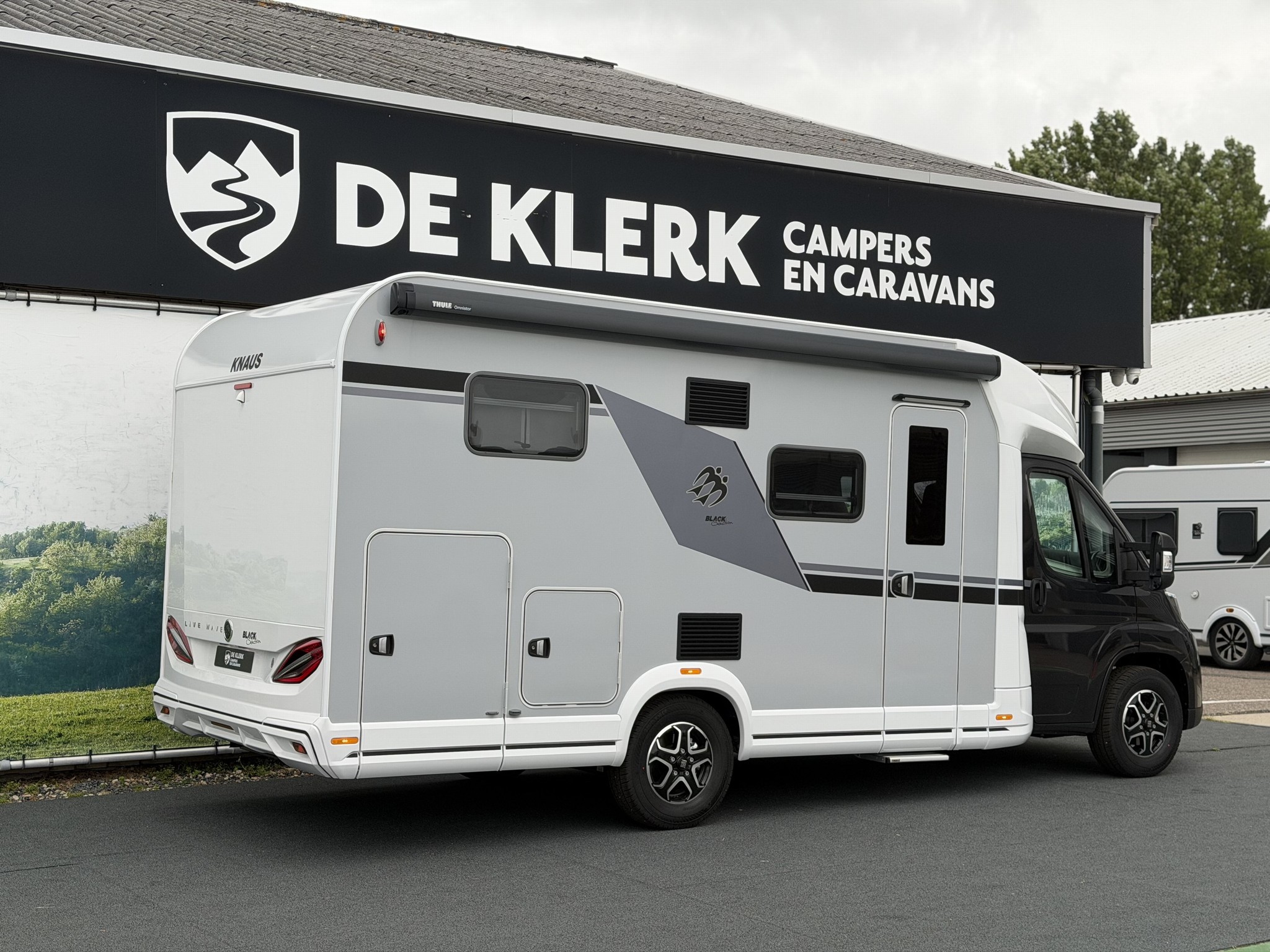KNAUS Live Wave 650 MEG Black Select