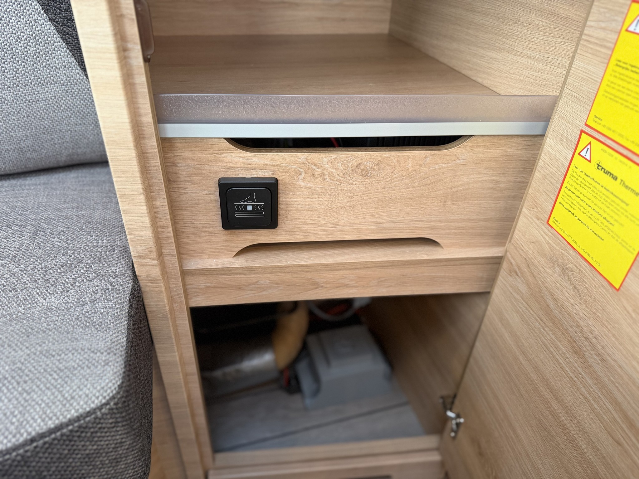 KNAUS SUDWIND 460 EU Black Selection