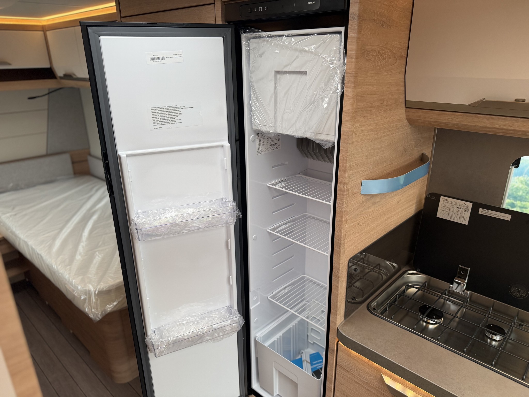 KNAUS SUDWIND 540 UE Black Selection