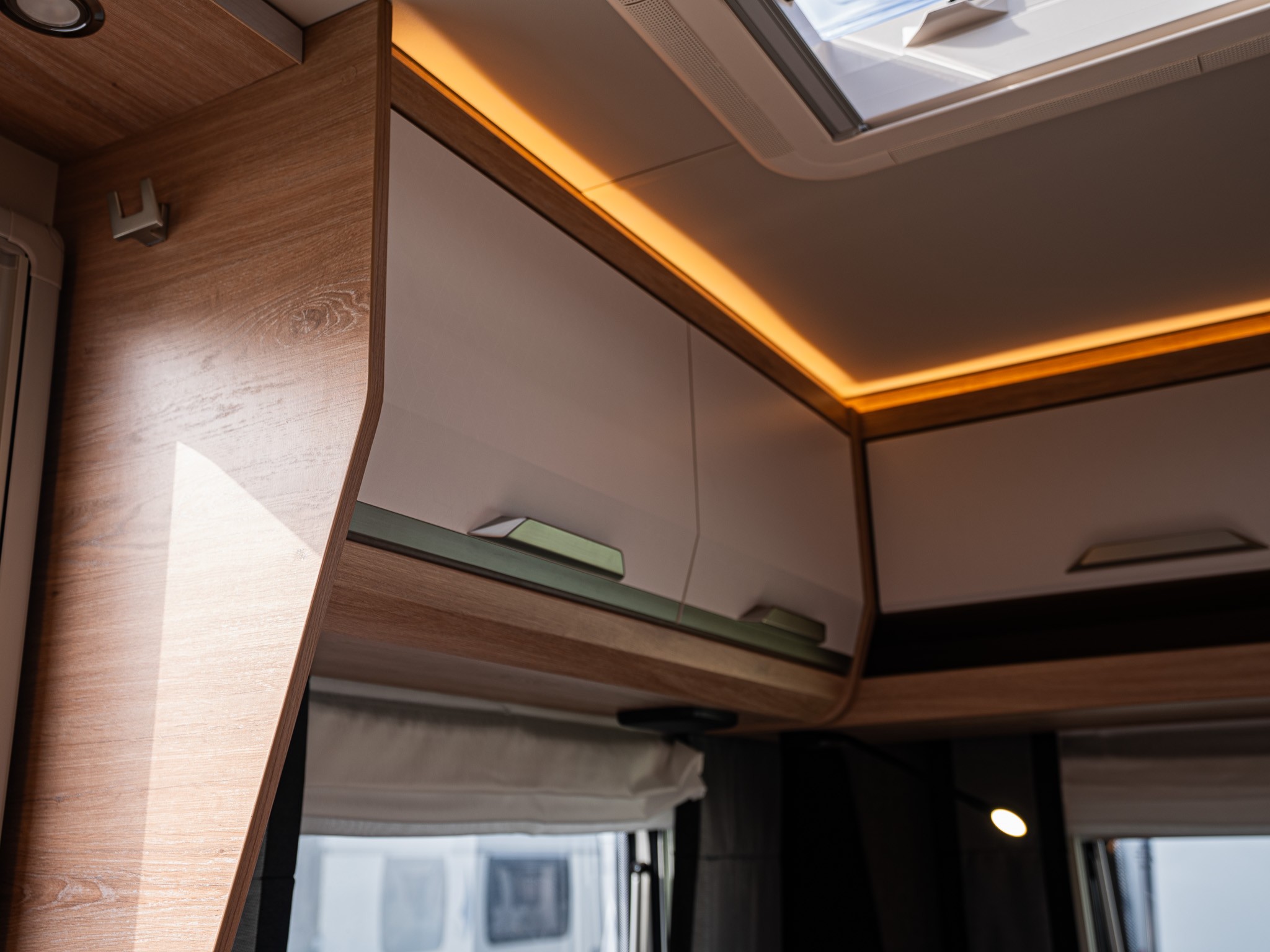 KNAUS SUDWIND 500 EU Black Selection
