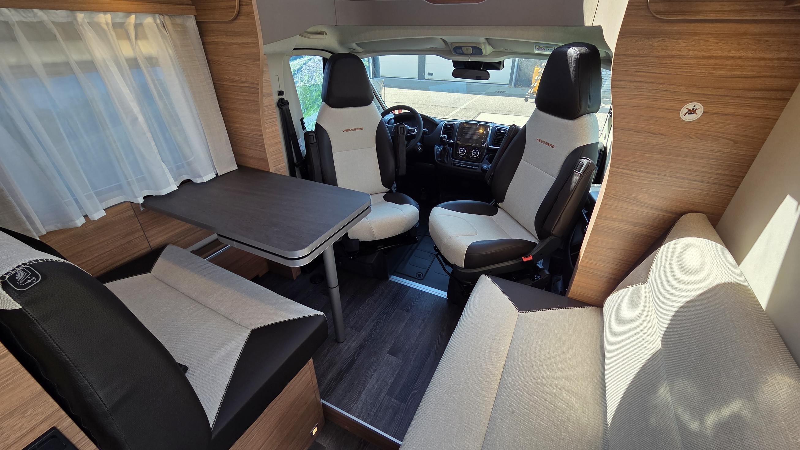 WEINSBERG CaraSuite 650 MF EDITION [SPIC