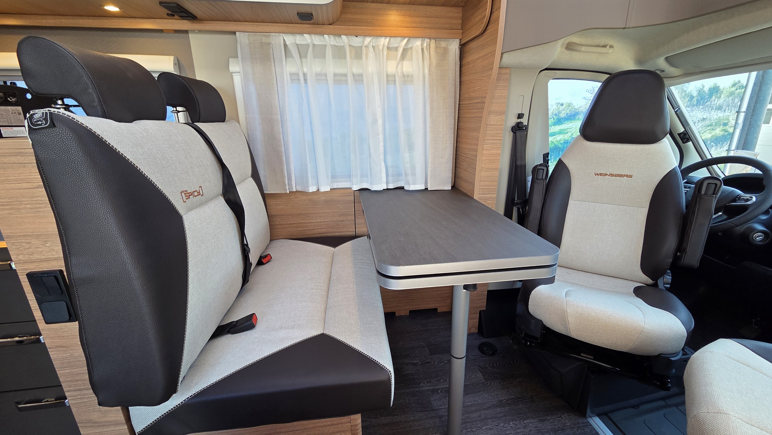 WEINSBERG CaraSuite 650 MF EDITION [SPIC
