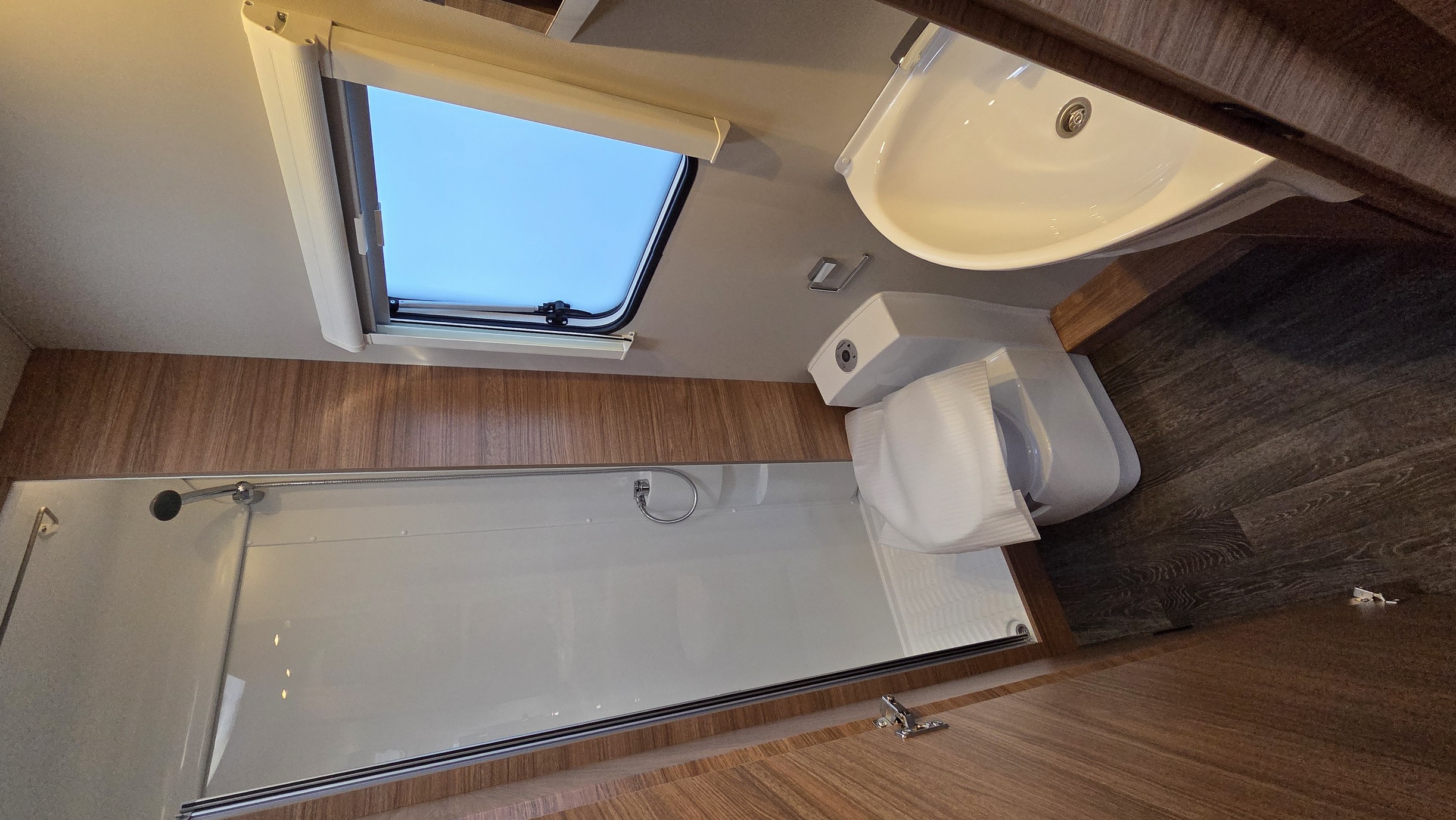 WEINSBERG CaraSuite 650 MF EDITION [SPIC