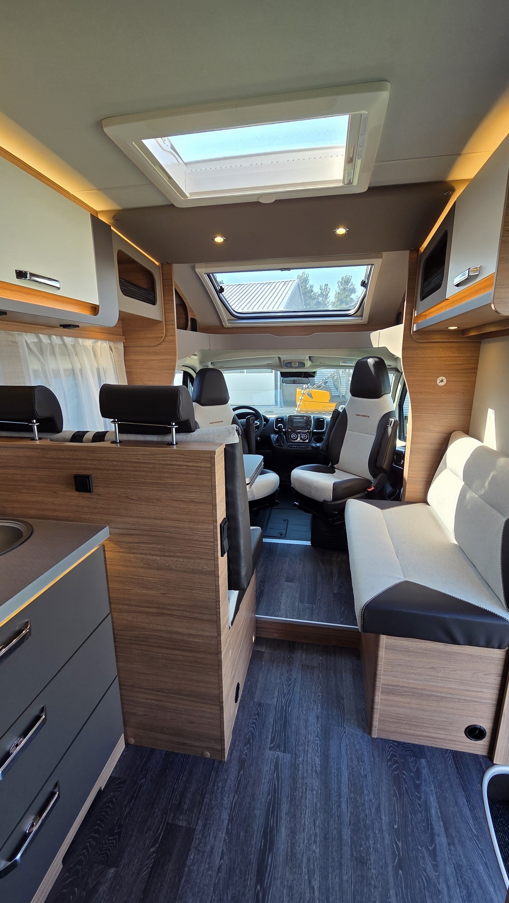 WEINSBERG CaraSuite 650 MF EDITION [SPIC