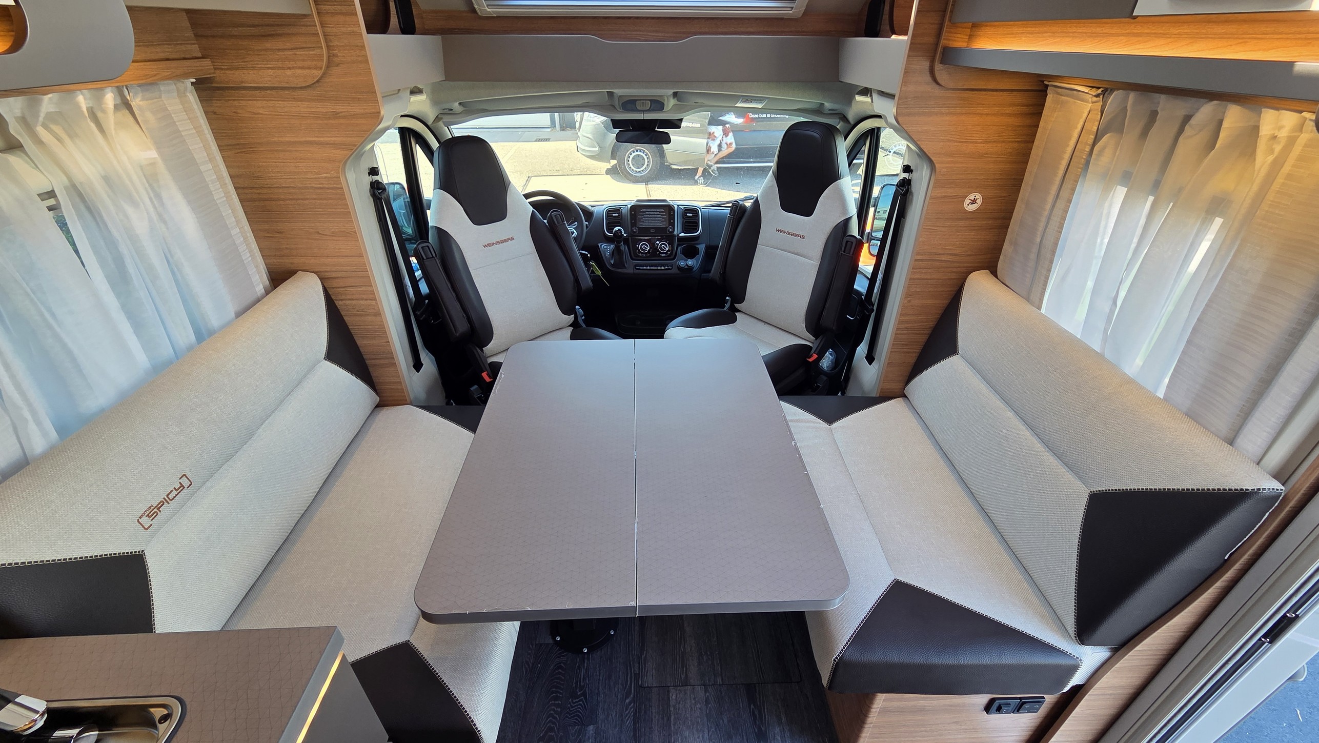 WEINSBERG CARASUITE 700 DX EDITION [SPIC