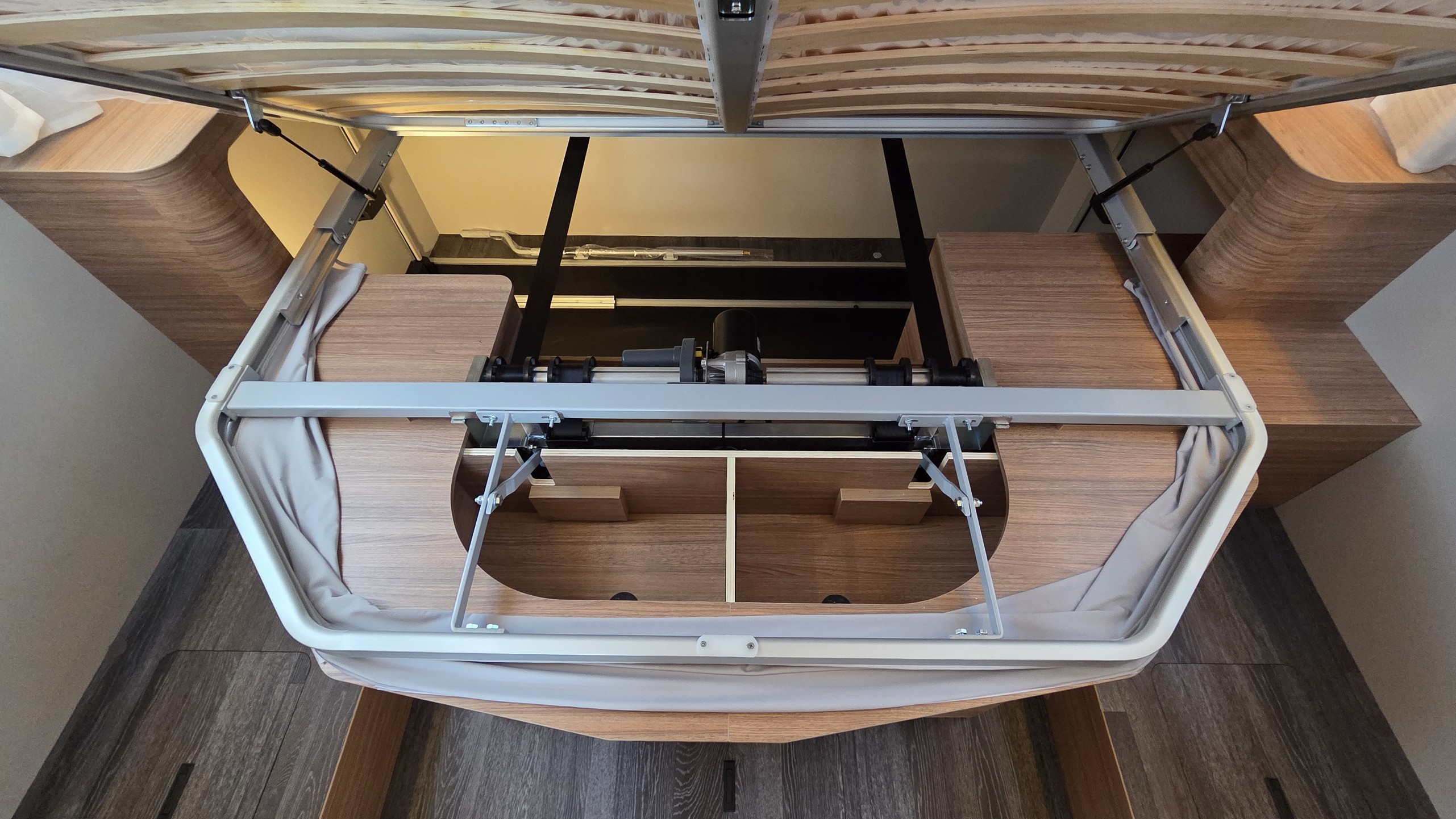 WEINSBERG CARASUITE 700 DX EDITION [SPIC