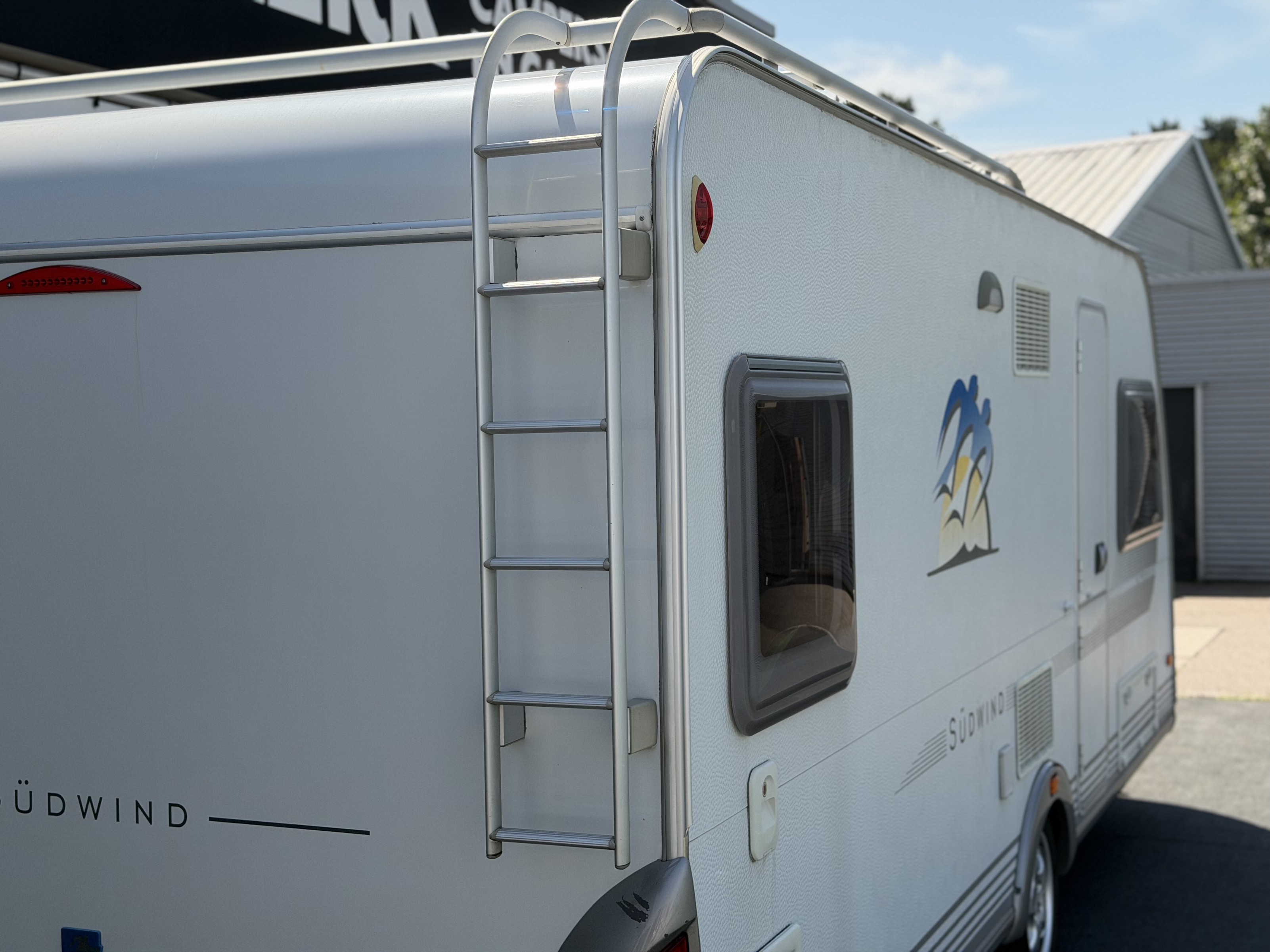 KNAUS SUDWIND 550 UF 2.5