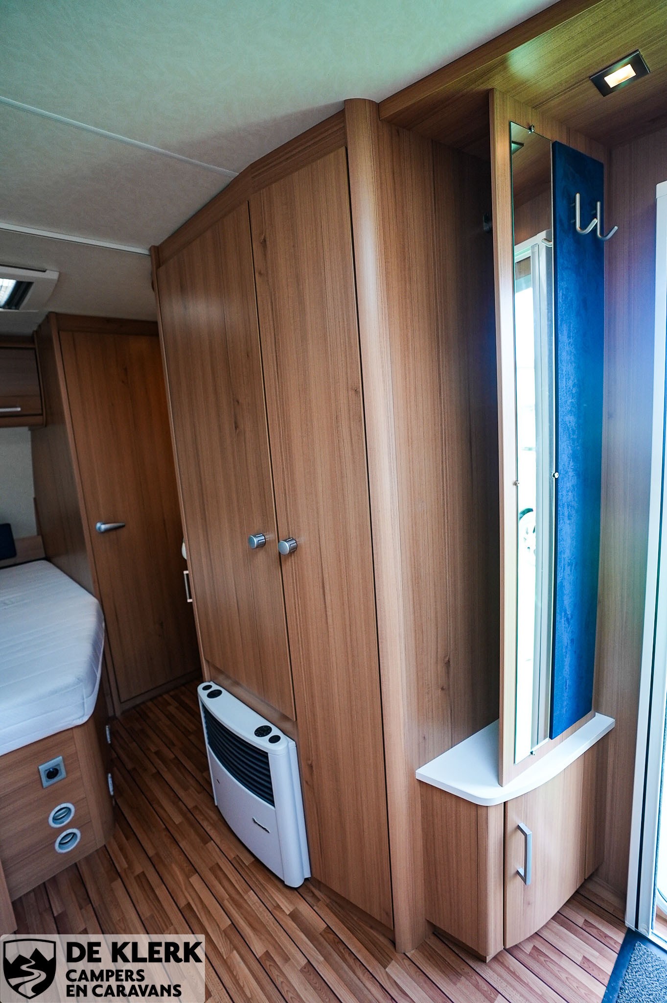 KNAUS SUDWIND 500 FU