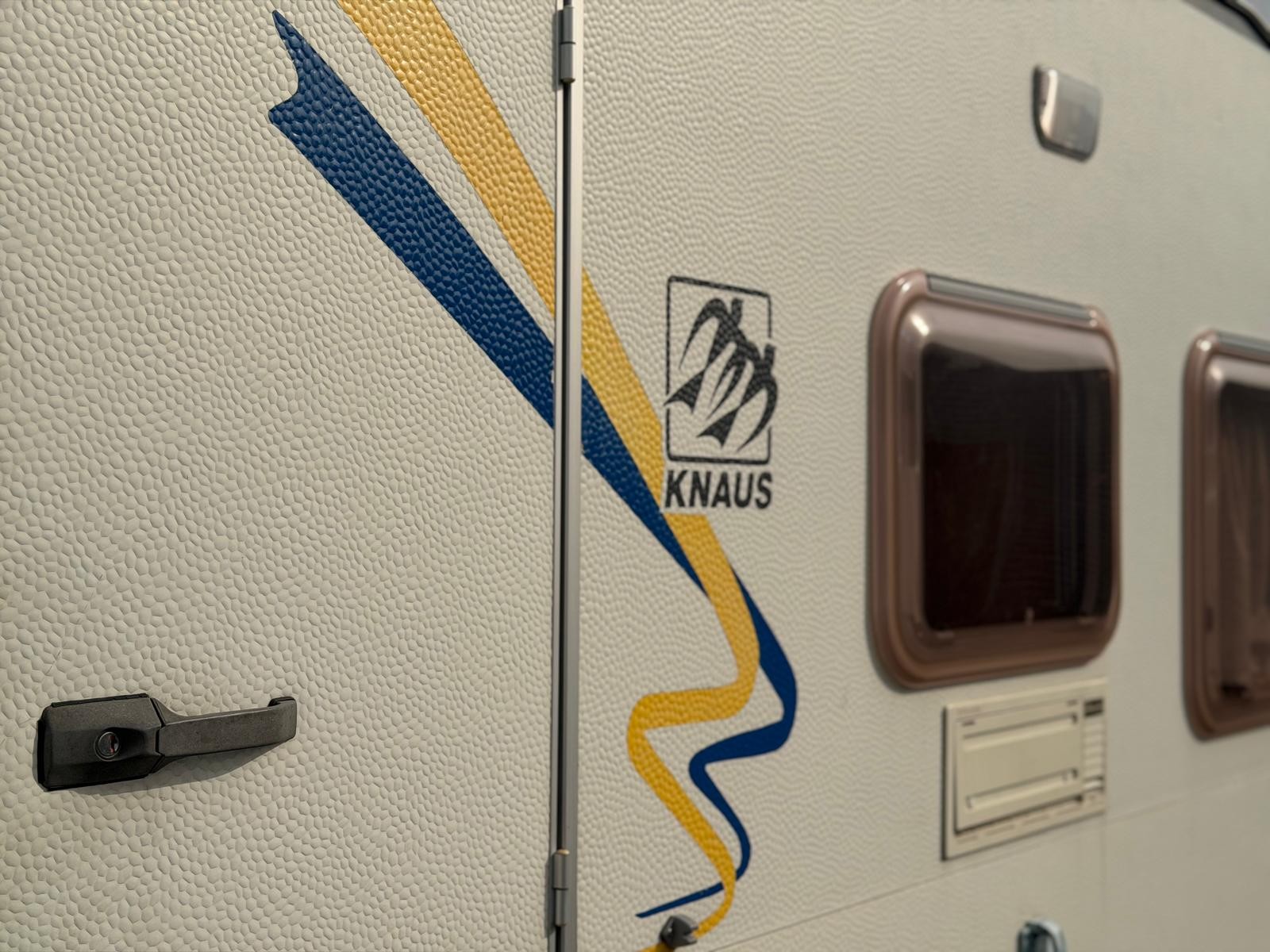 KNAUS BLUE LINE 450 TK