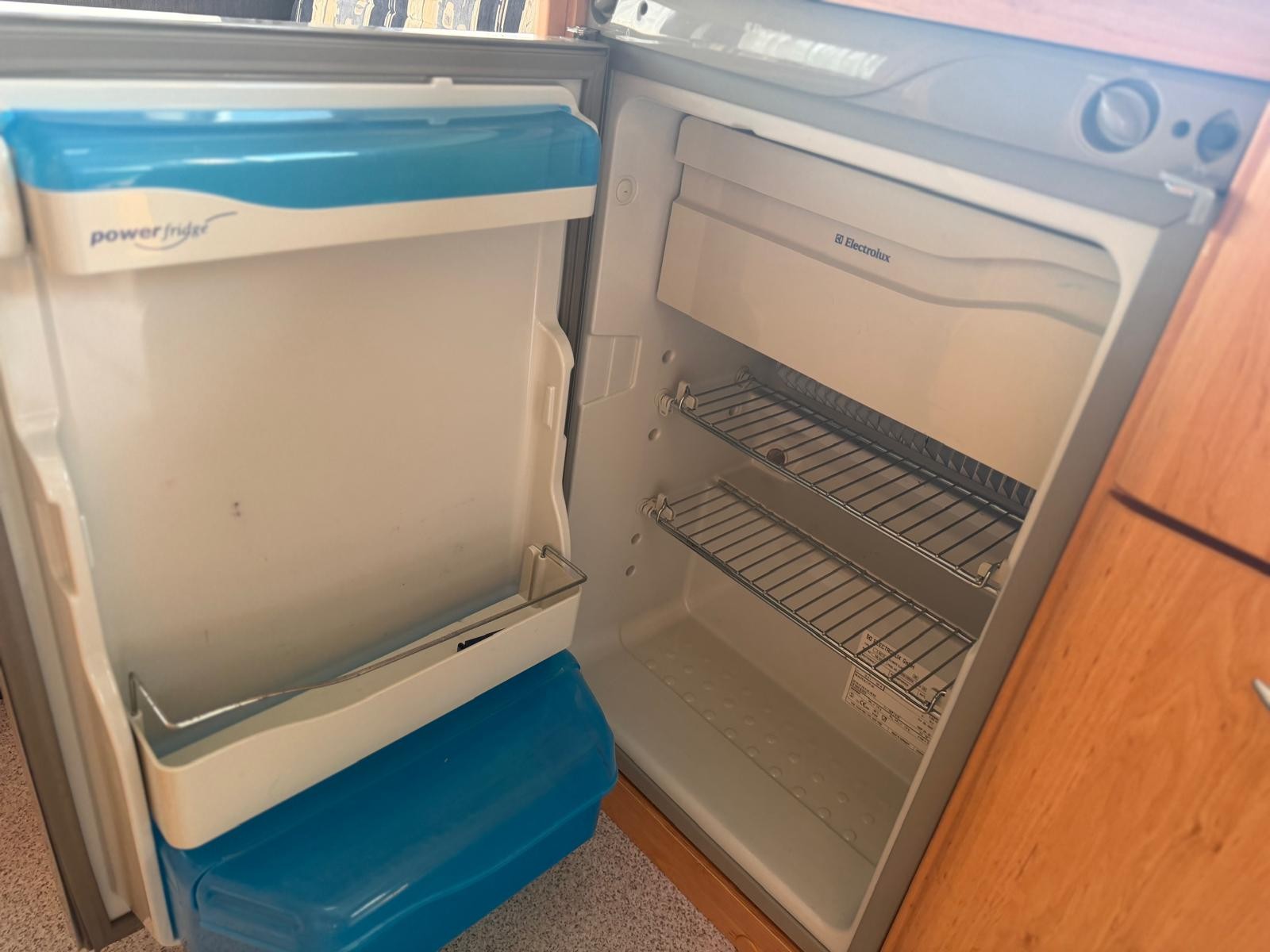 KNAUS BLUE LINE 450 TK