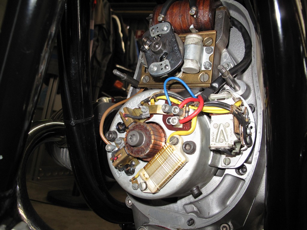 BMW - R50