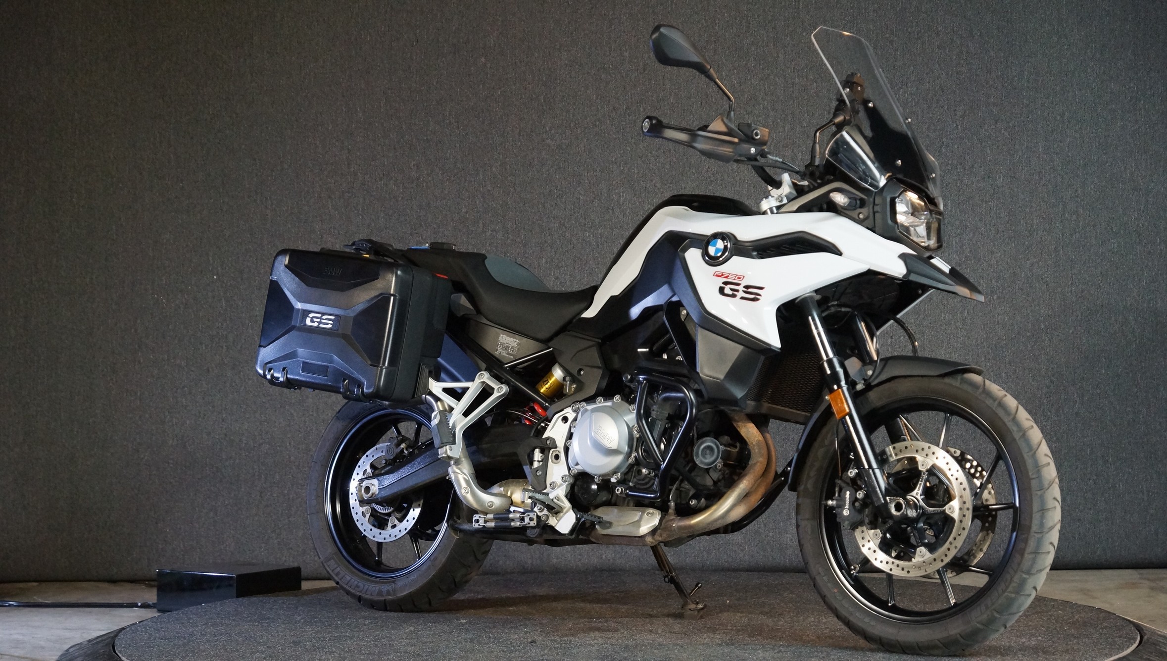BMW - F750GS Prachtige 750GS! zeer l
