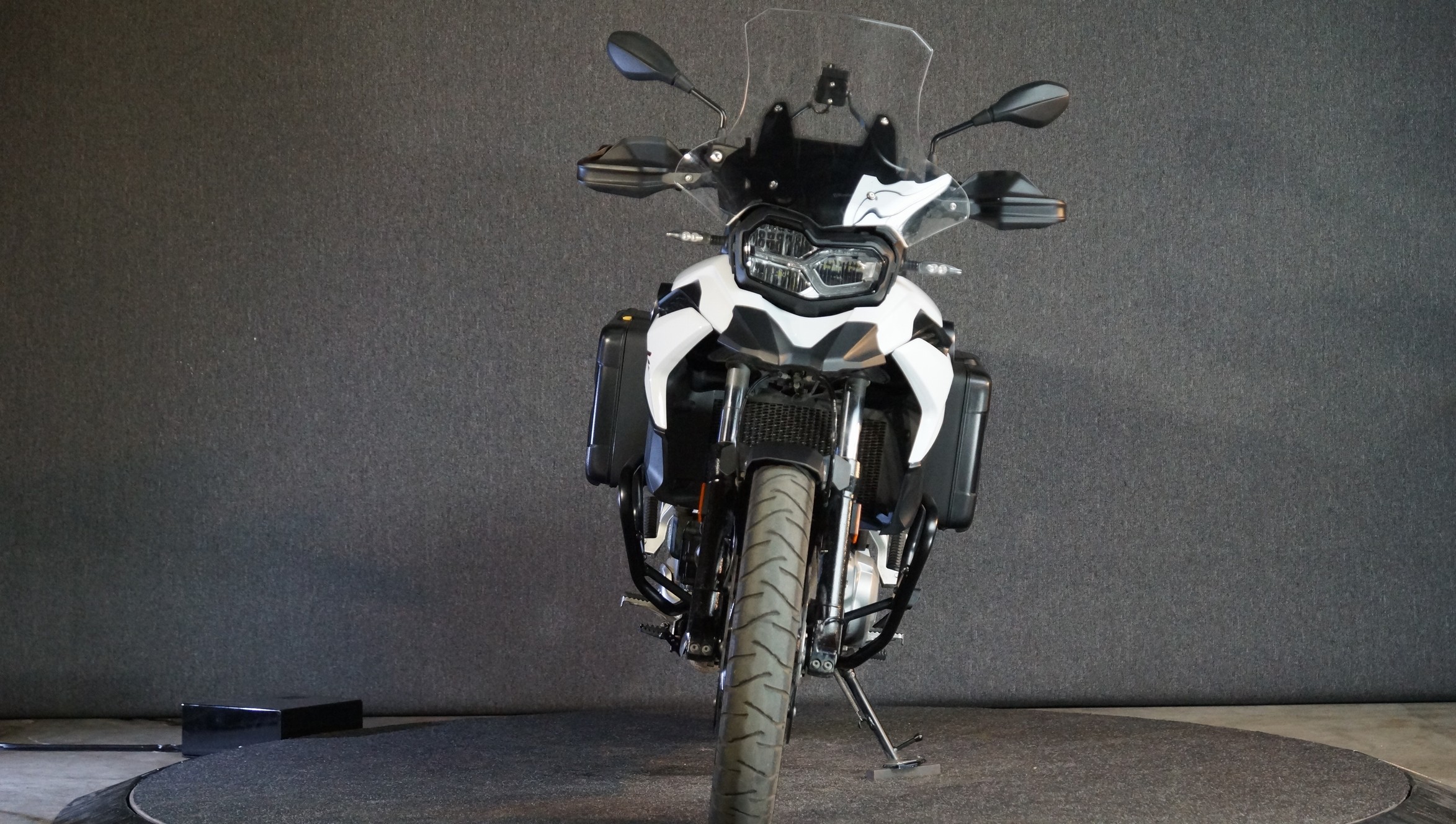 BMW - F750GS Prachtige 750GS! zeer l