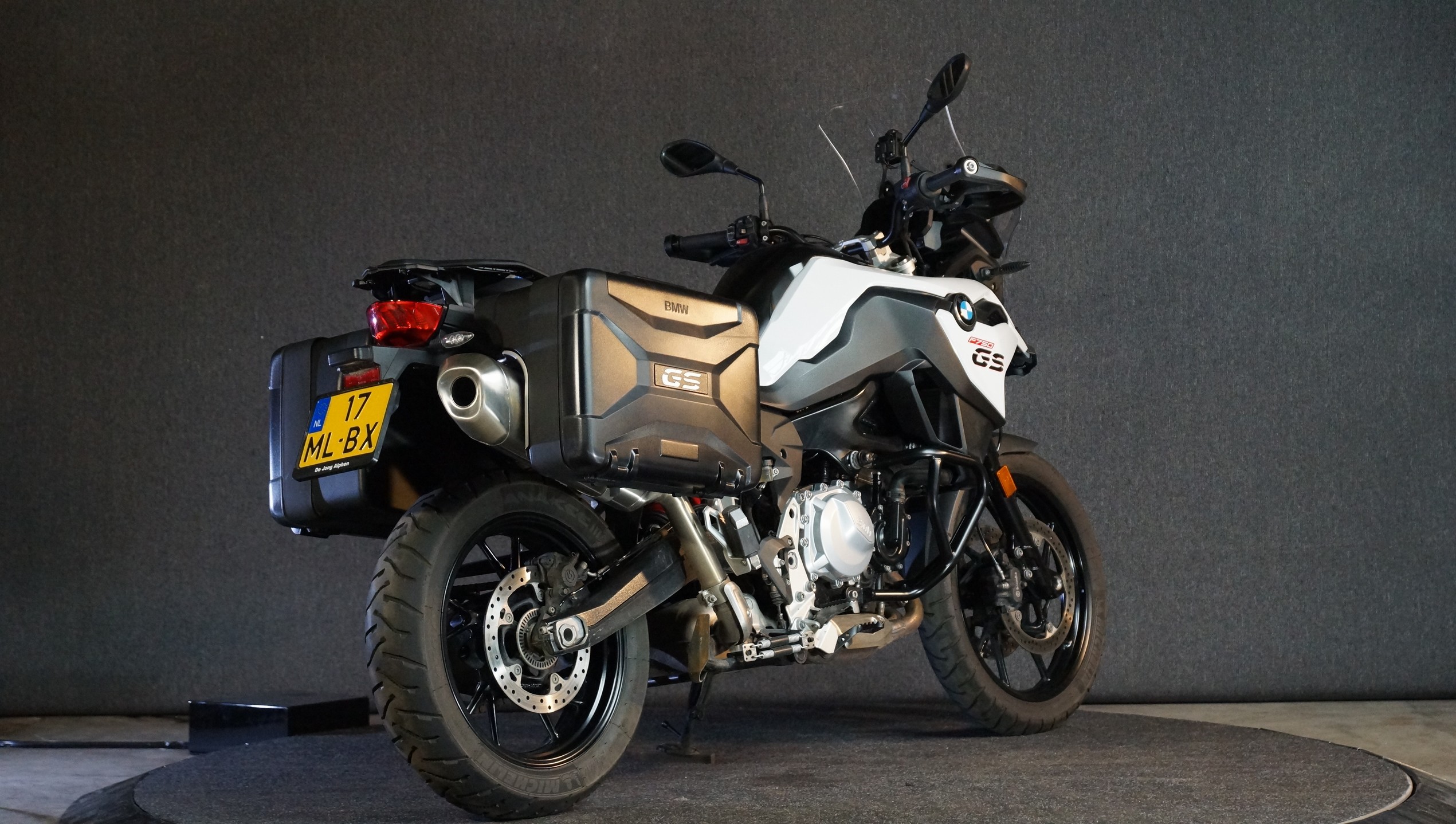 BMW - F750GS Prachtige 750GS! zeer l