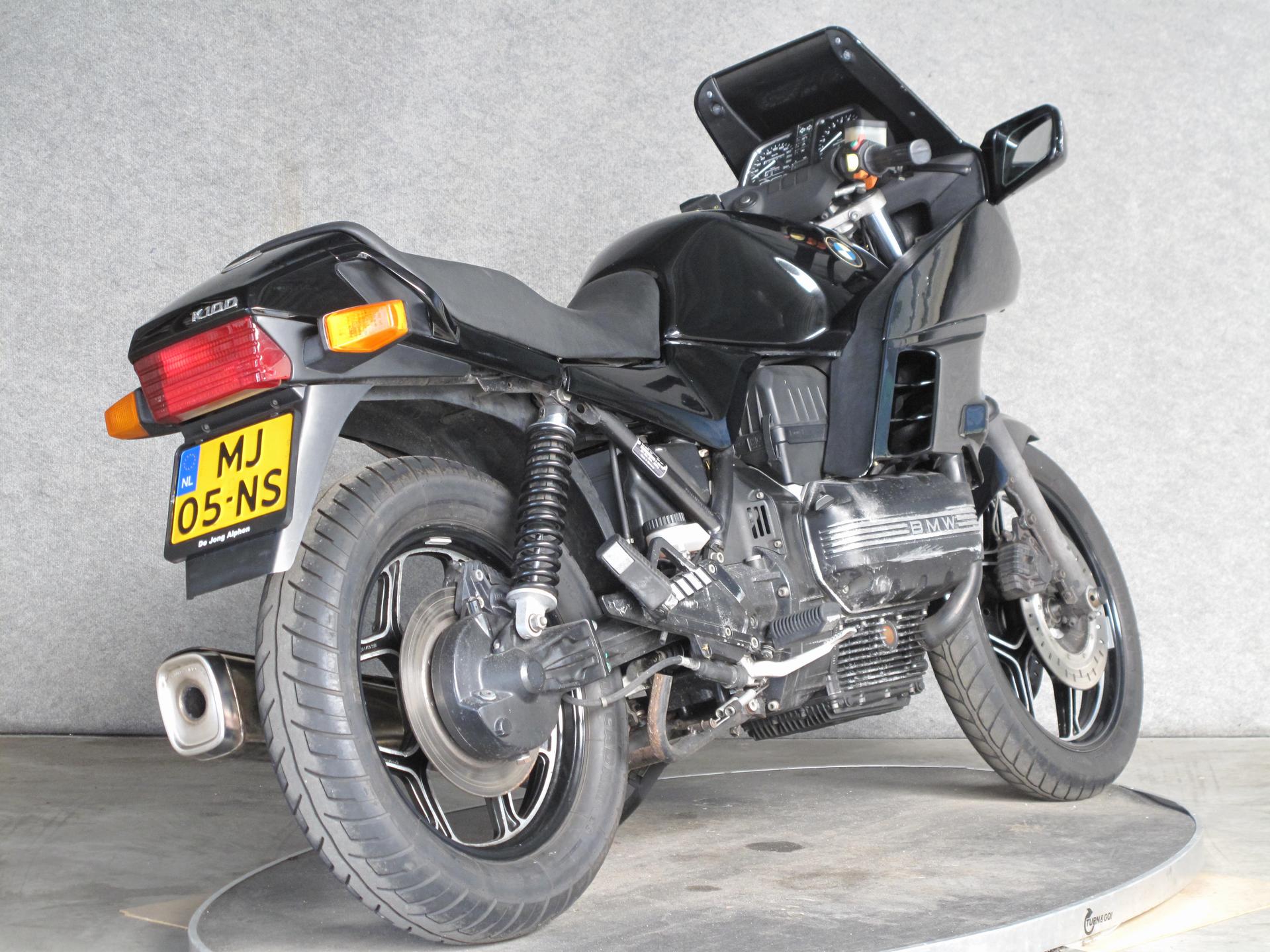 BMW - K100RS Een nette motorfiets!