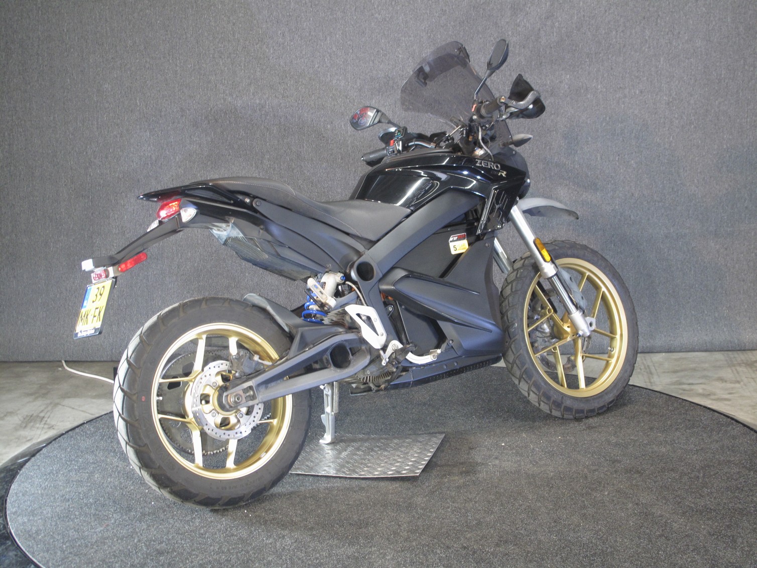ZERO - DSR ZF14.4 Net binnen!