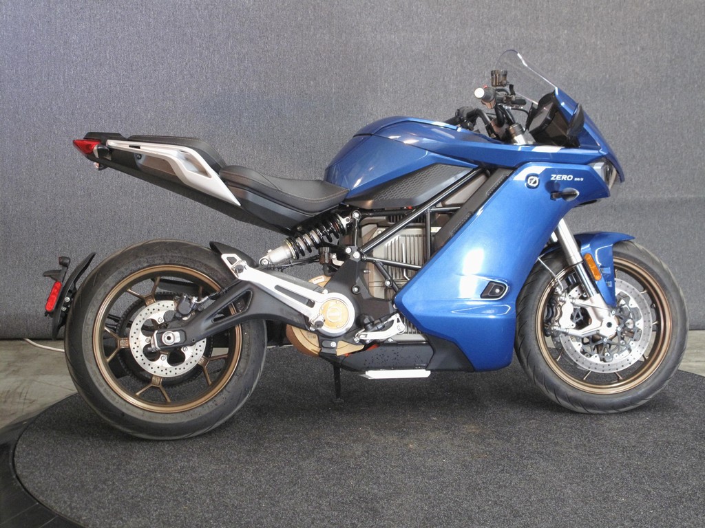 ZERO - SR/S Premium 14.4 kW Bijna nie