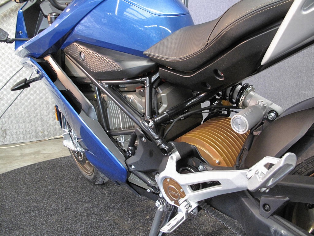 ZERO - SR/S Premium 14.4 kW Bijna nie