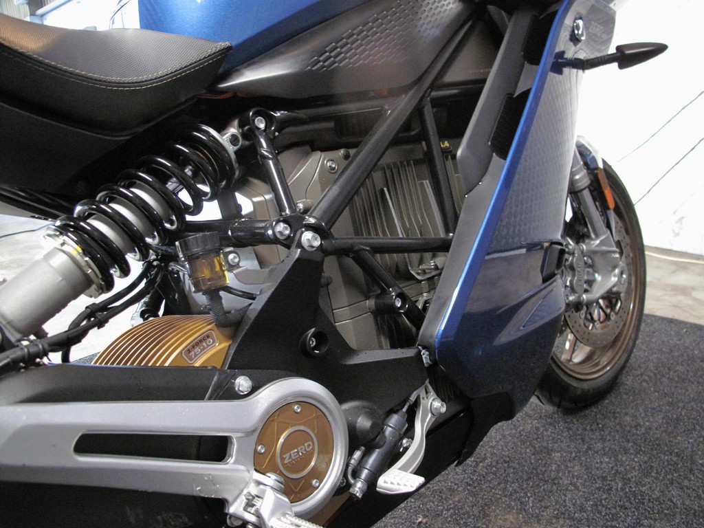 ZERO - SR/S Premium 14.4 kW Bijna nie