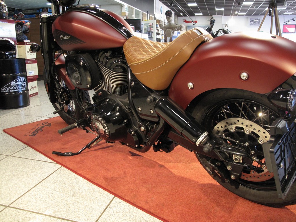 INDIAN Chief Bobber Dark Horse The of