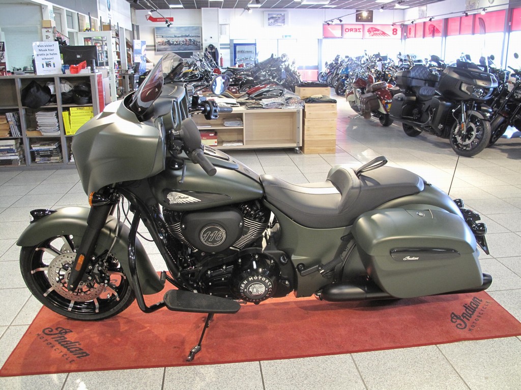INDIAN - Chieftain Dark Horse Official