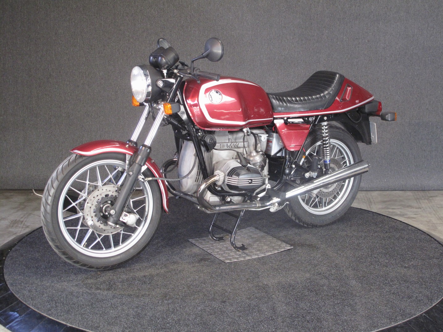BMW - R100RS In nieuw staat!