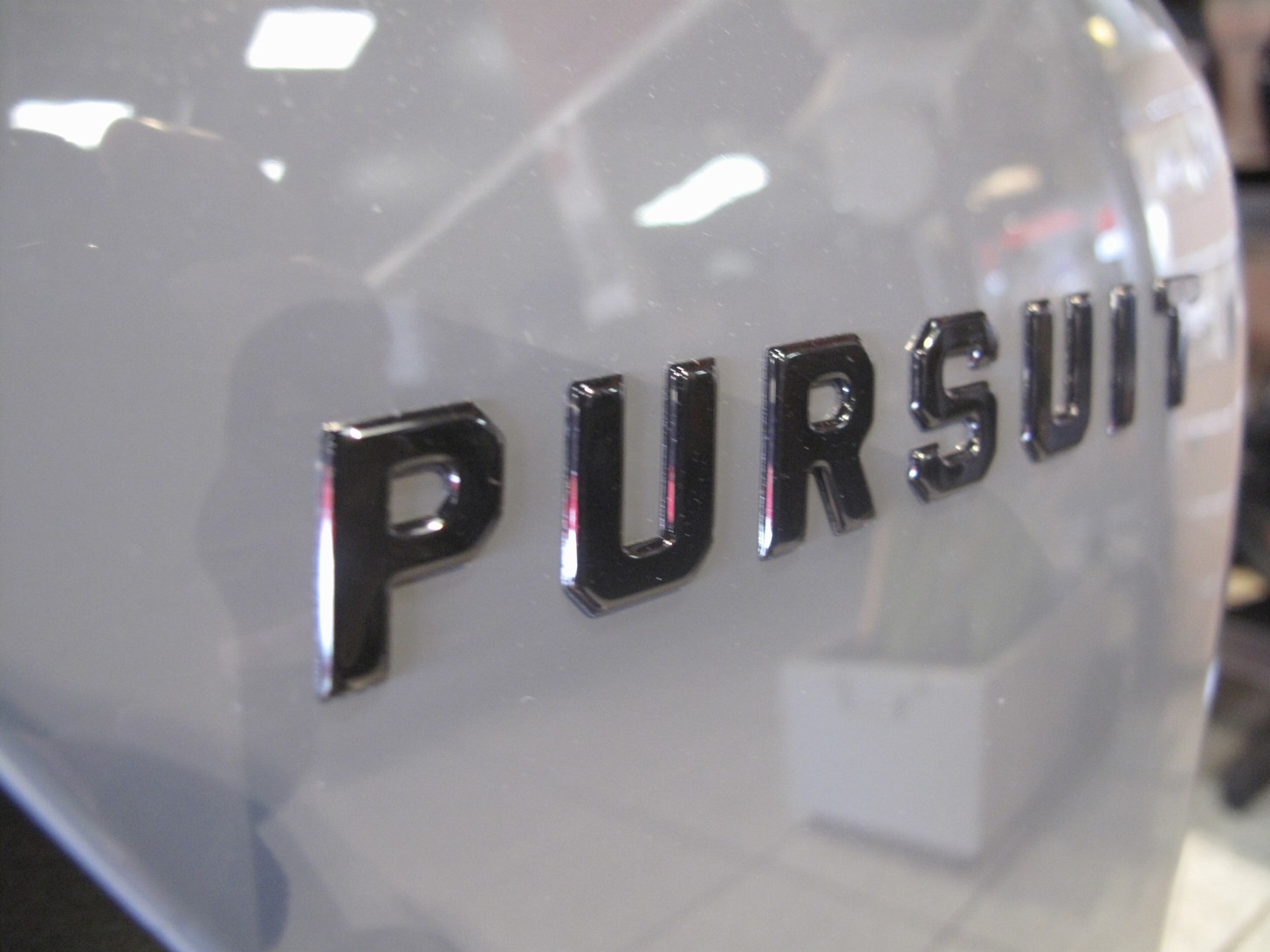 INDIAN - Pursuit Dark Horse Official In