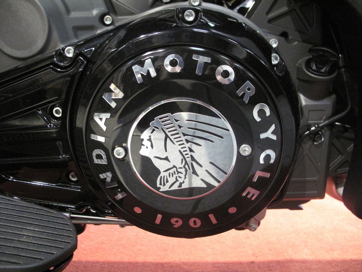 INDIAN - Pursuit Dark Horse Official In