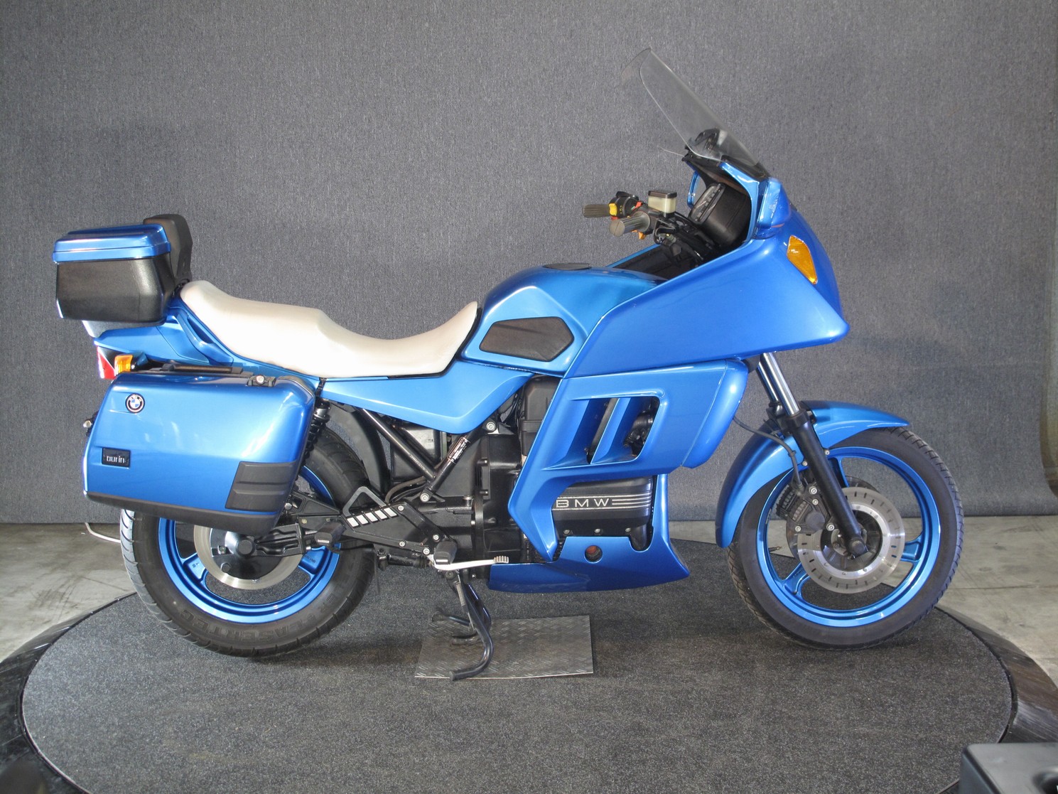 BMW - K75RT Net binnen!!
