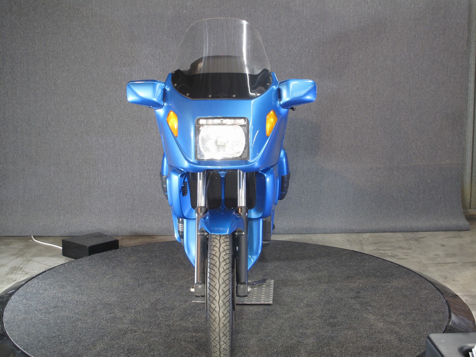BMW - K75RT Net binnen!!