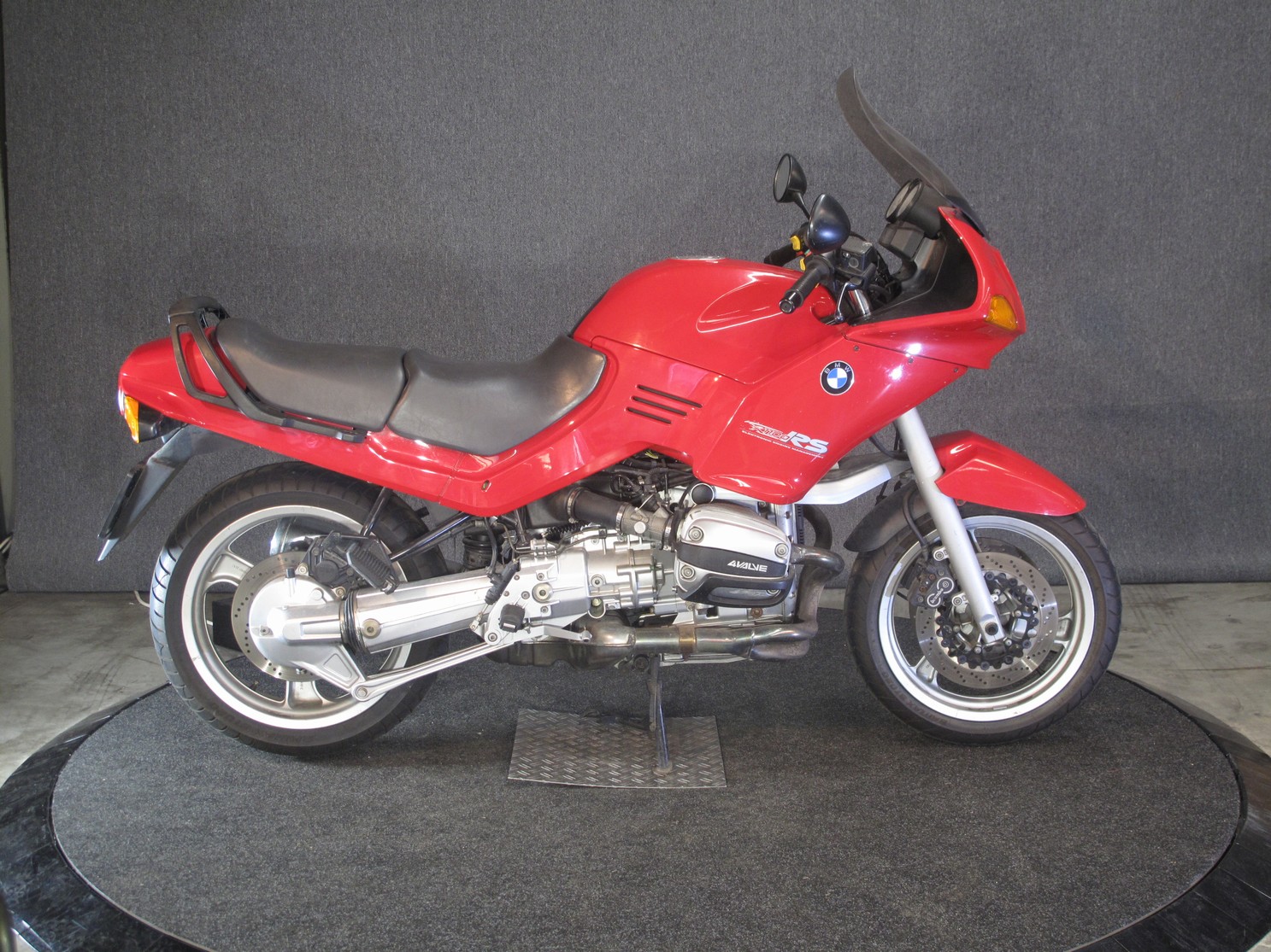 BMW - R1100RS Leuke R1100S met mogel